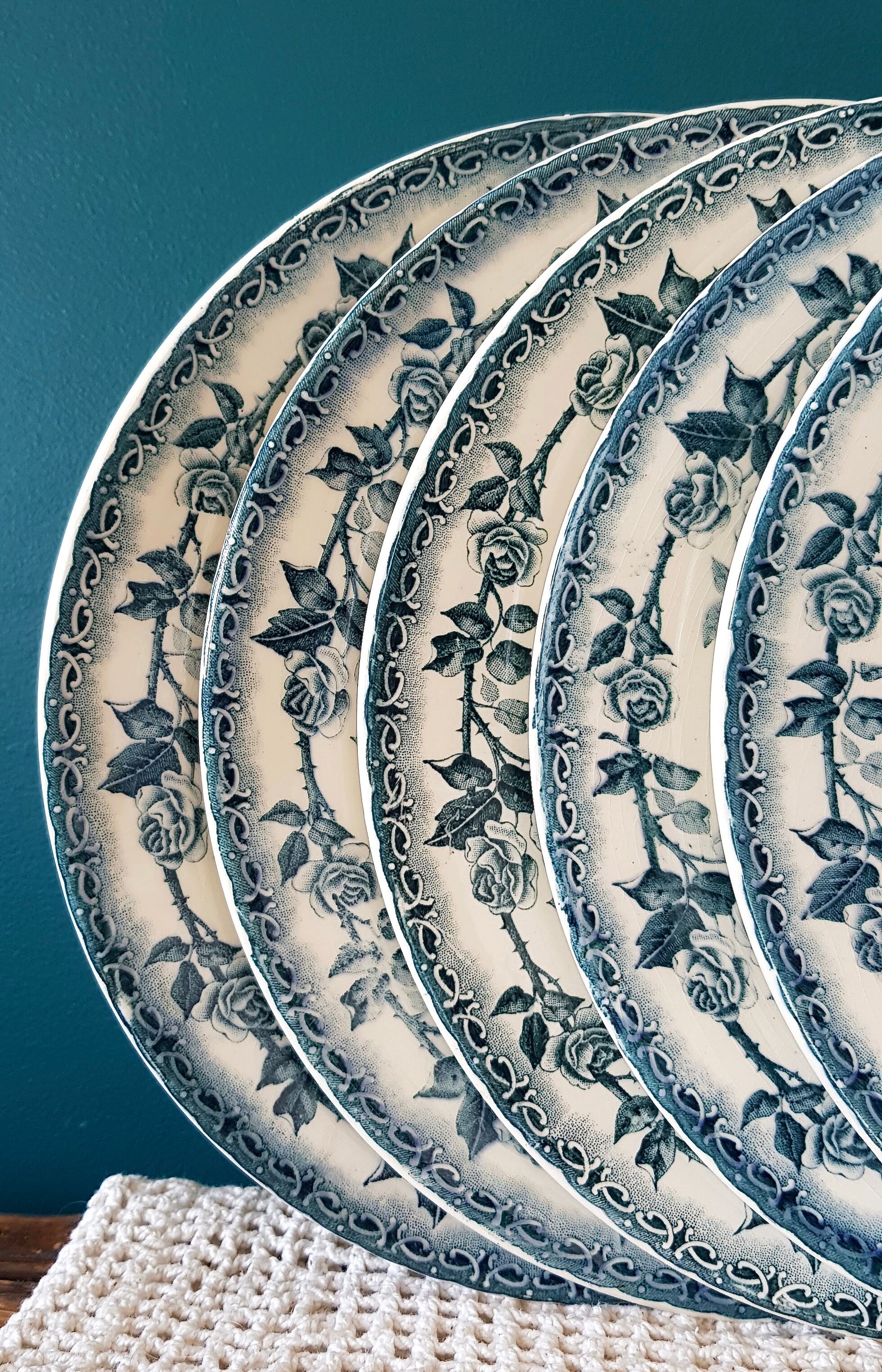 Set of 5 old blue flat plates H.B.&Cie