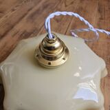 Suspension en opaline jaune pastel