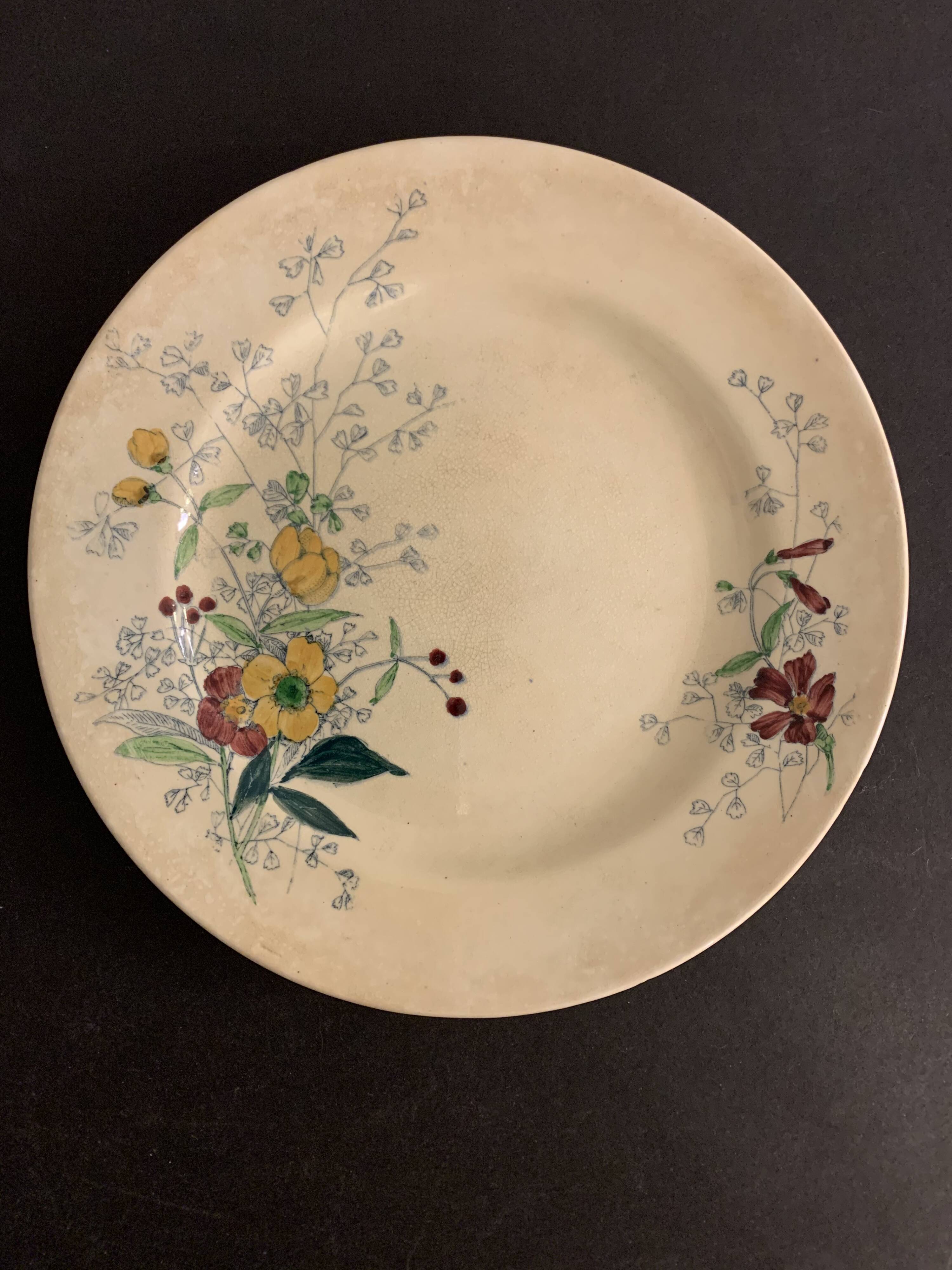 12 old polychrome flat plates Jules Vieillard Bordeaux, 19th century