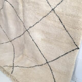 Moroccan Berber carpet Beni Ouarain ecru with black diamonds 300x217cm