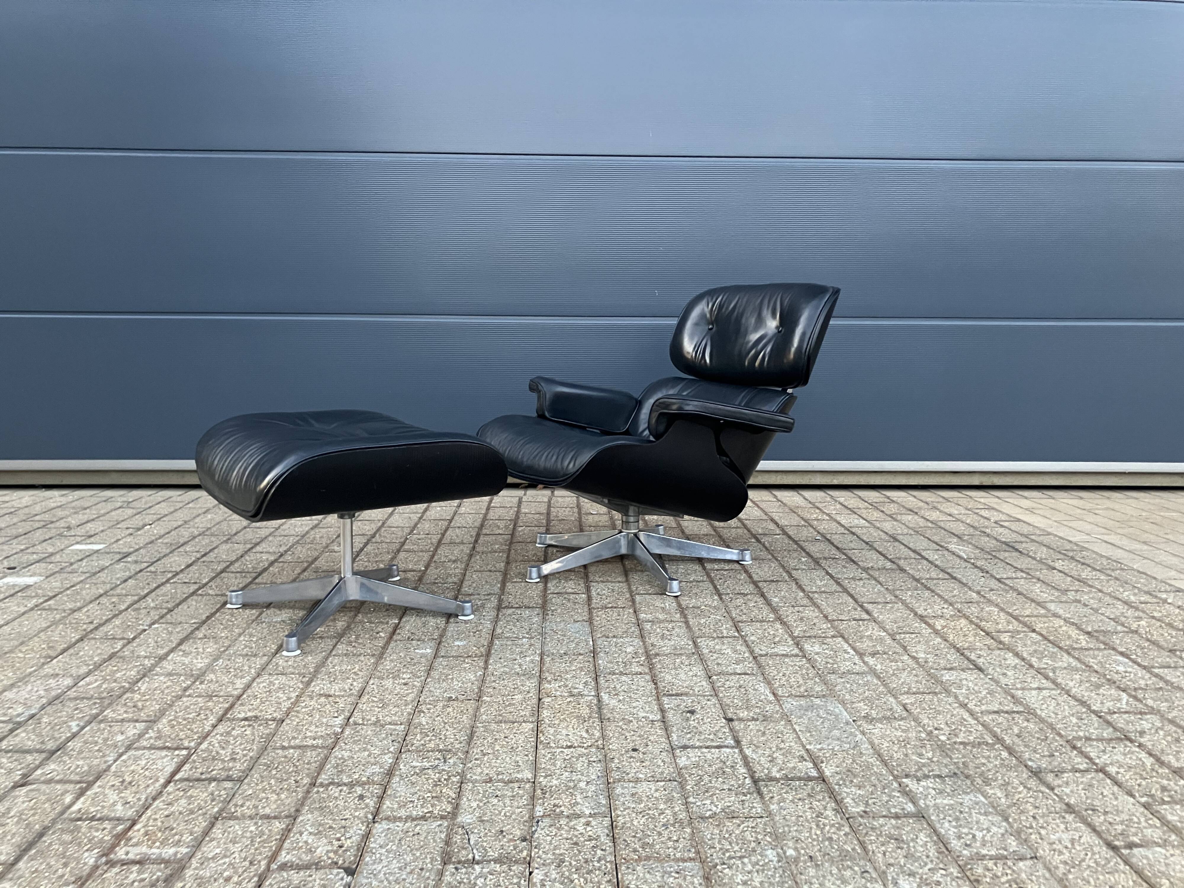Vitra Eames lounge chair met Ottoman. Jaren 70. In Topstaat!