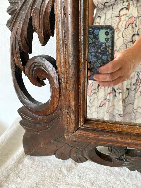 Miroir ancien style Henri Il, en bois sculpté ajouré