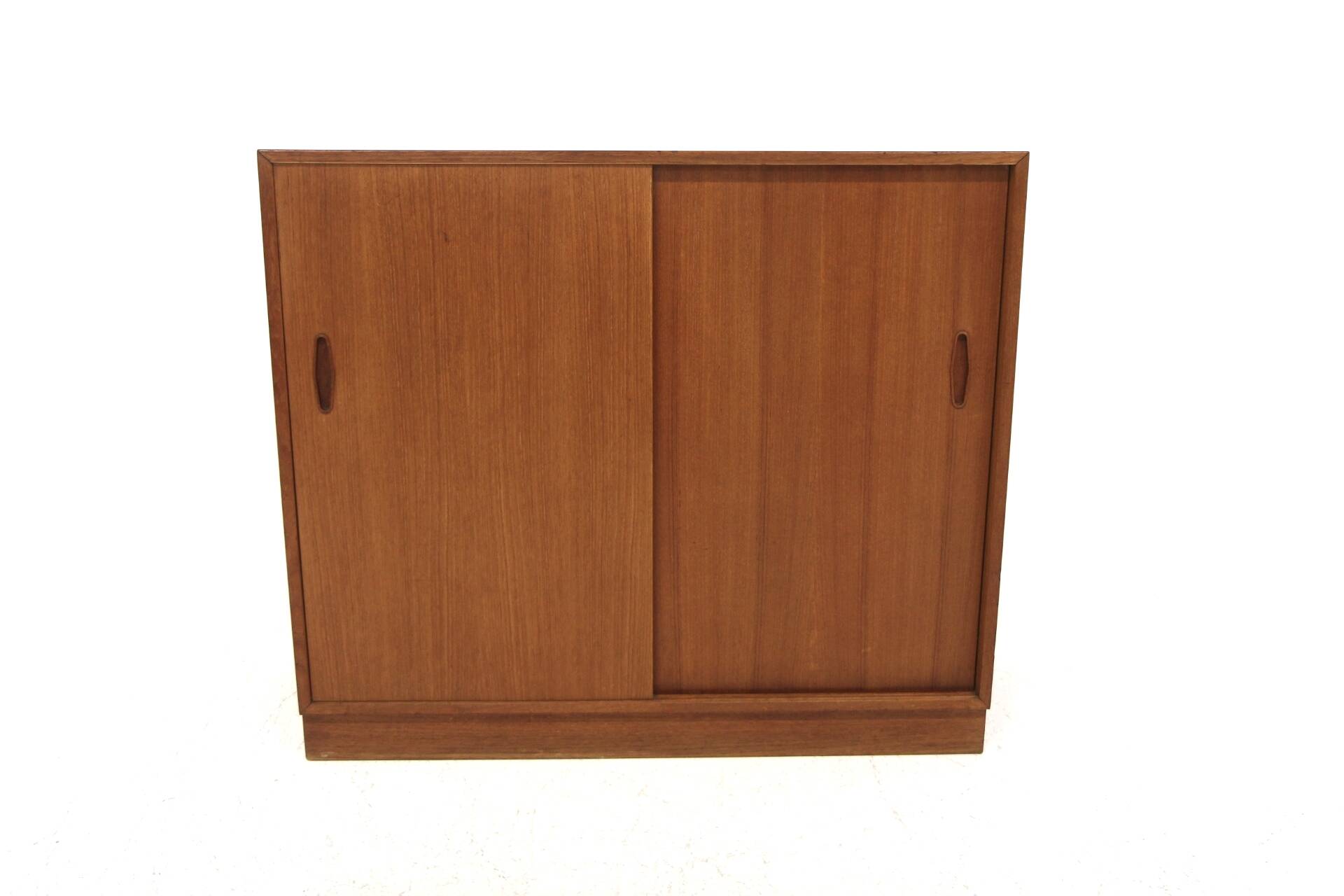 "Domi Monté" wardrobe in teak, Nils Jonsson, Sweden, 1960