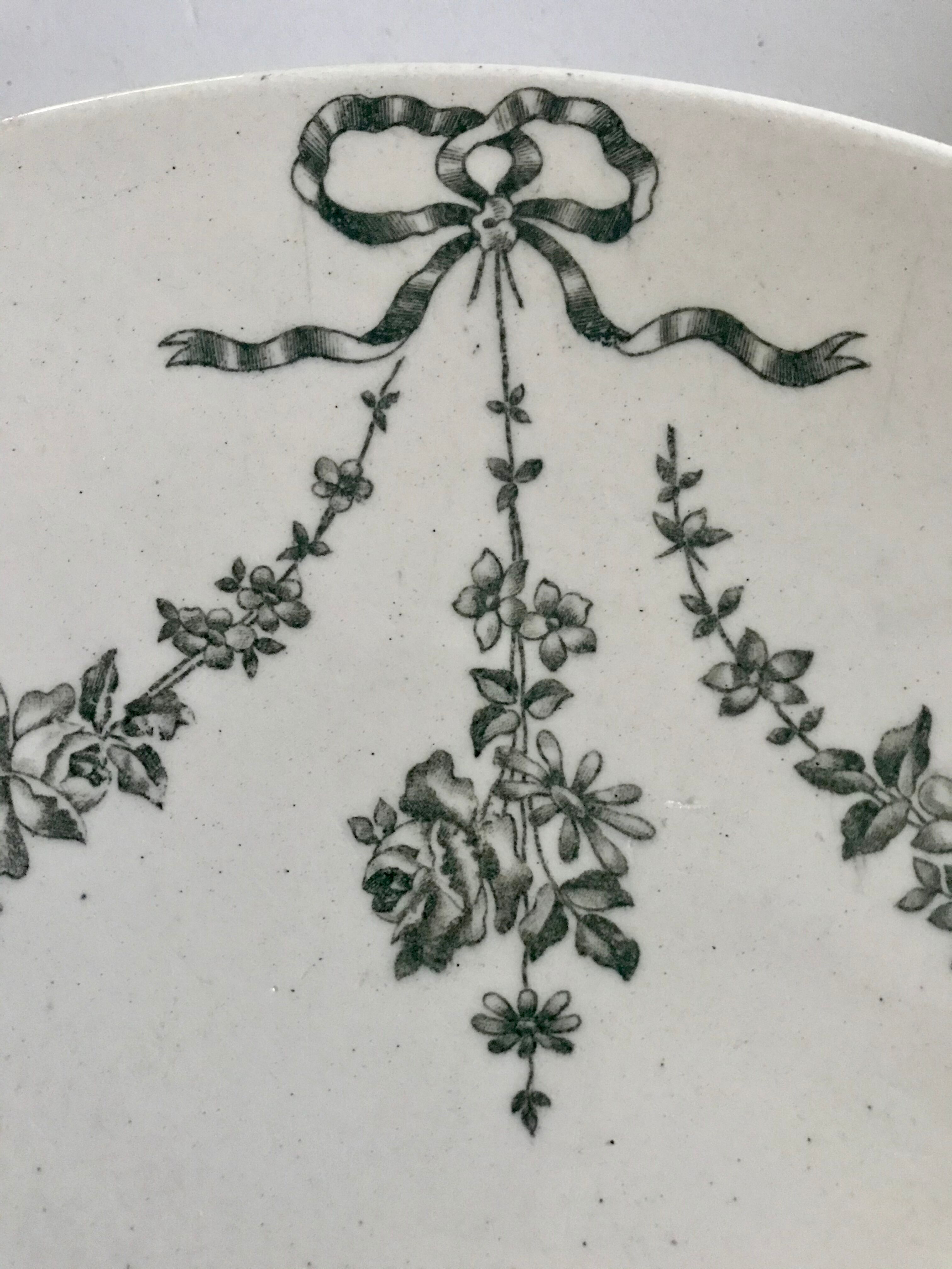 Longchamp iron earth dish