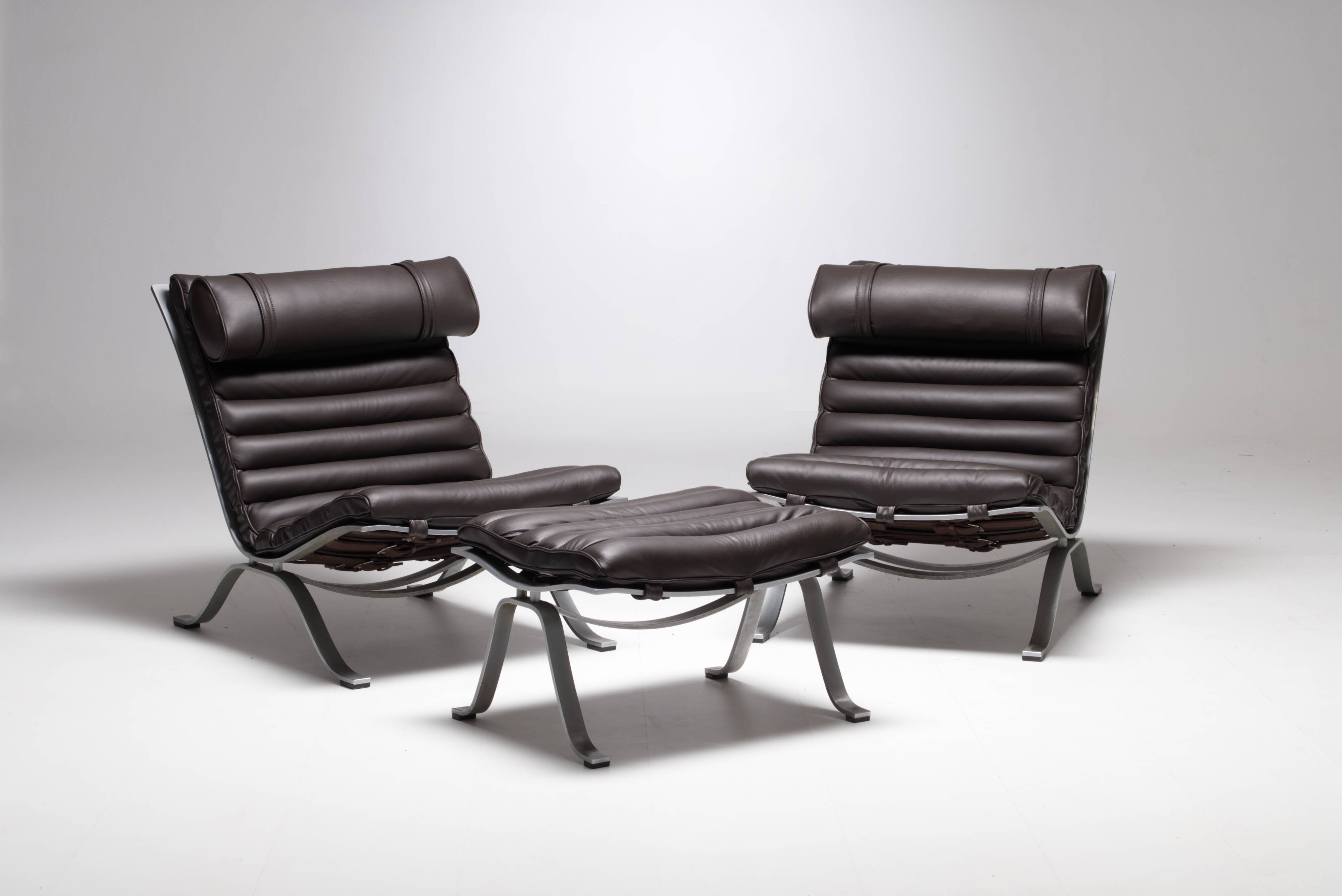 Ari chairs and ottoman