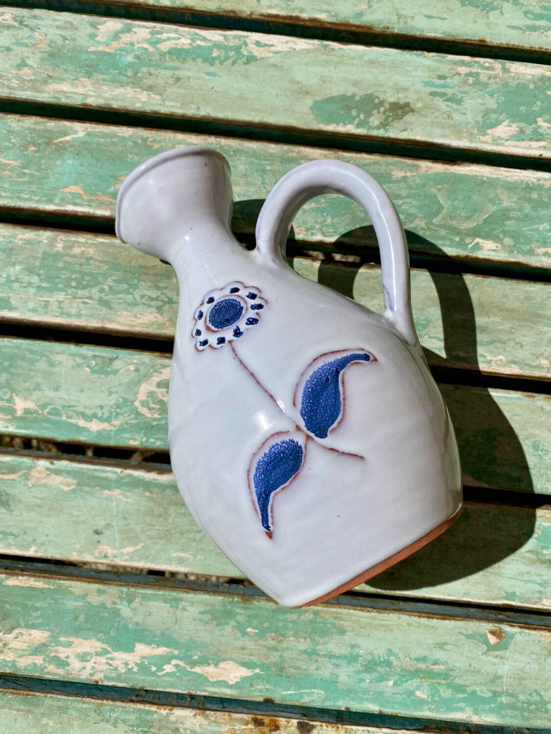 Carafe en ceramique artisanale