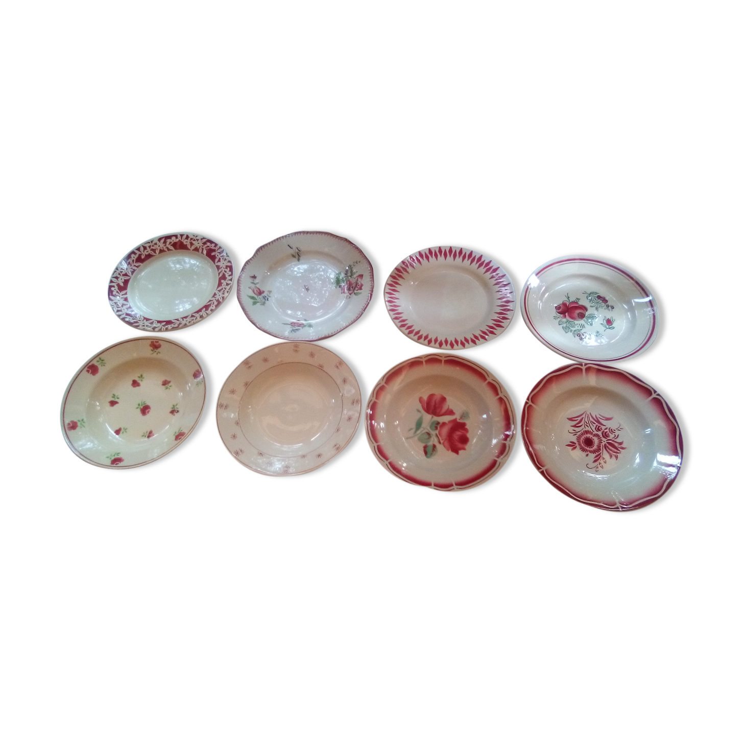 Assorted 8 ancient plates dominating red