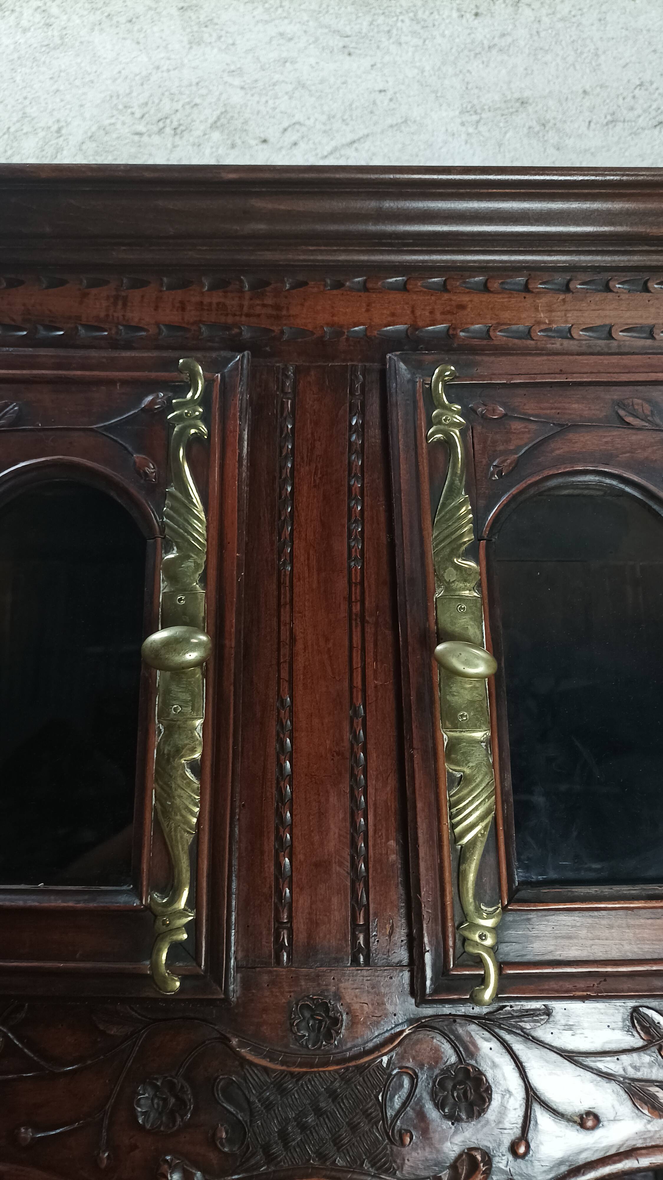 Provençal ash dresser