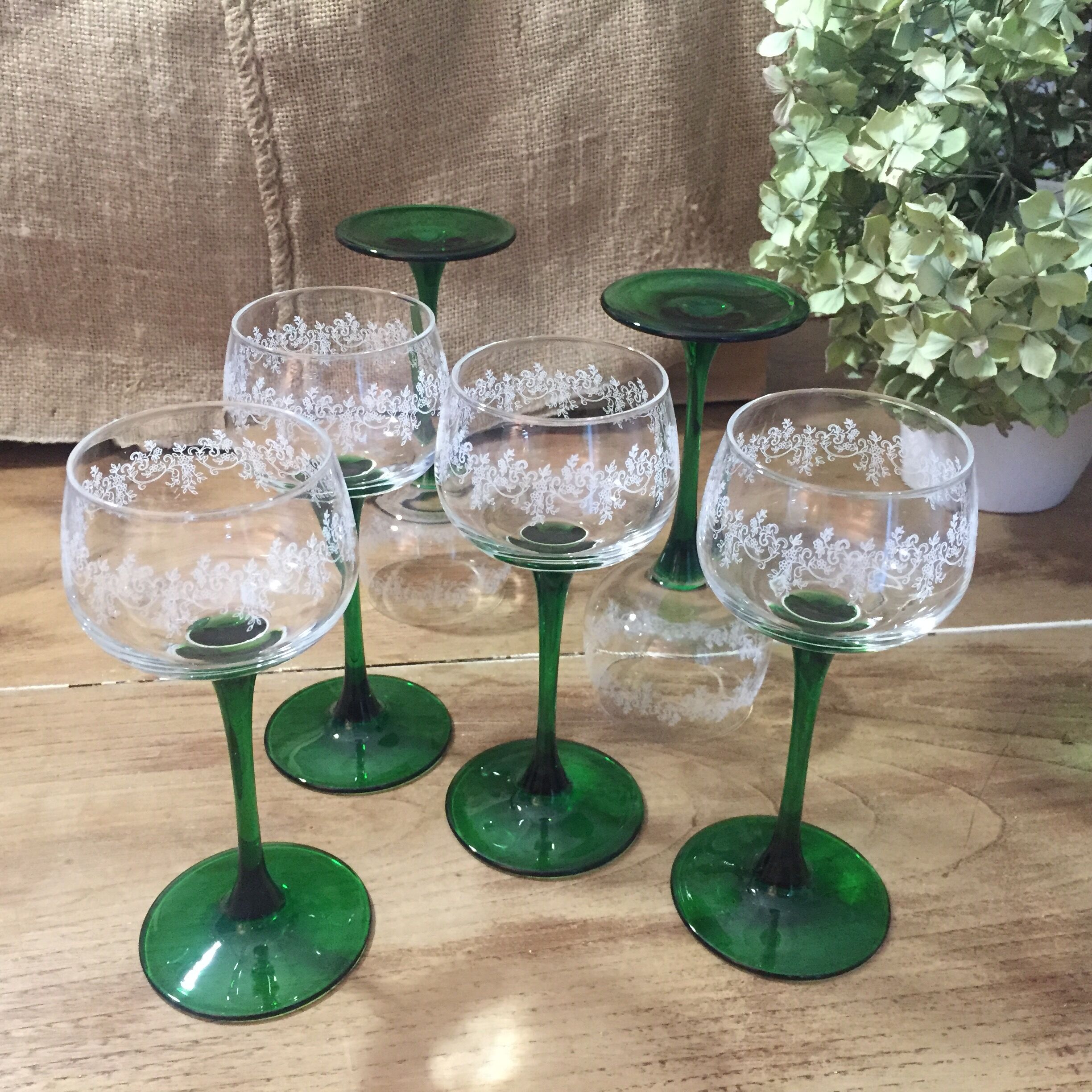 6 glasses engraved "alsace wine"