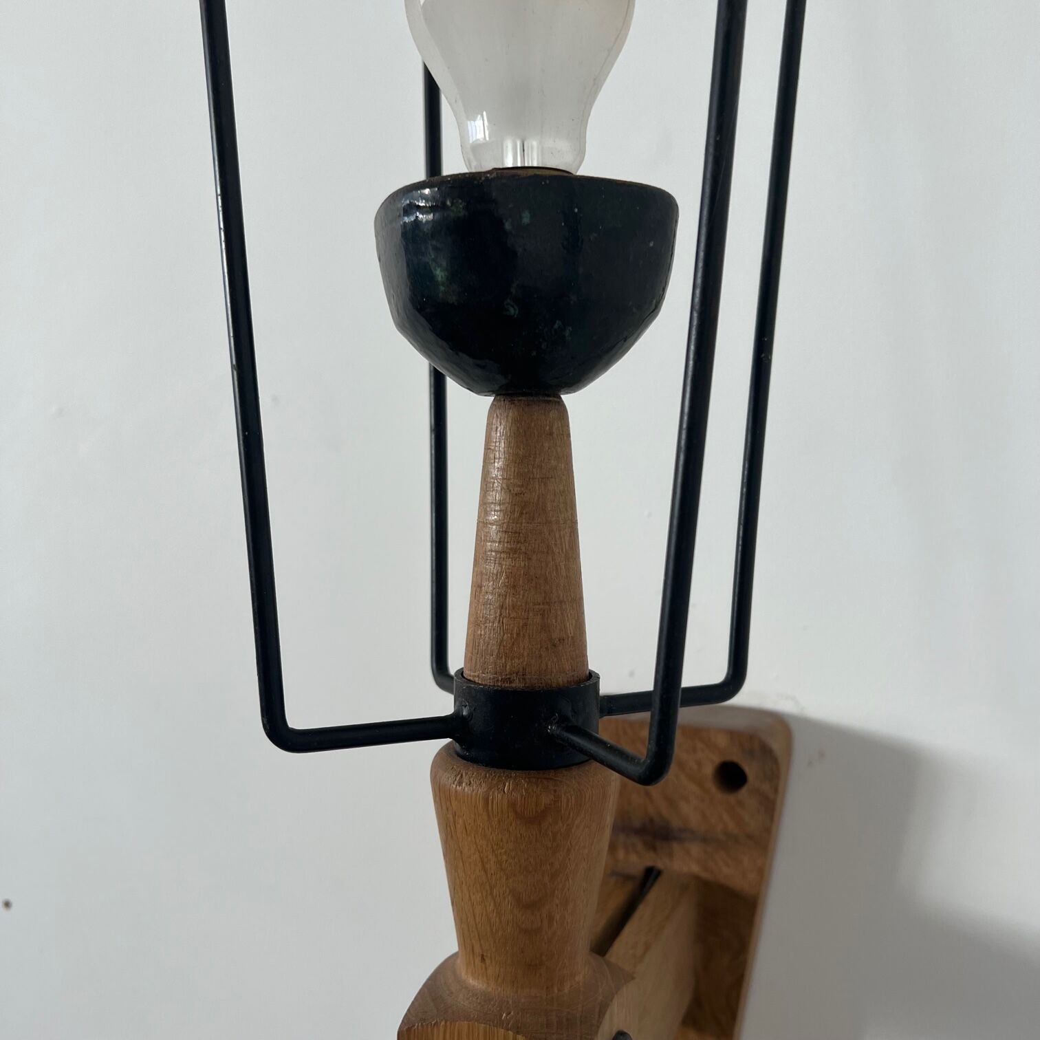 Guillerme et Chambron oak single wall light