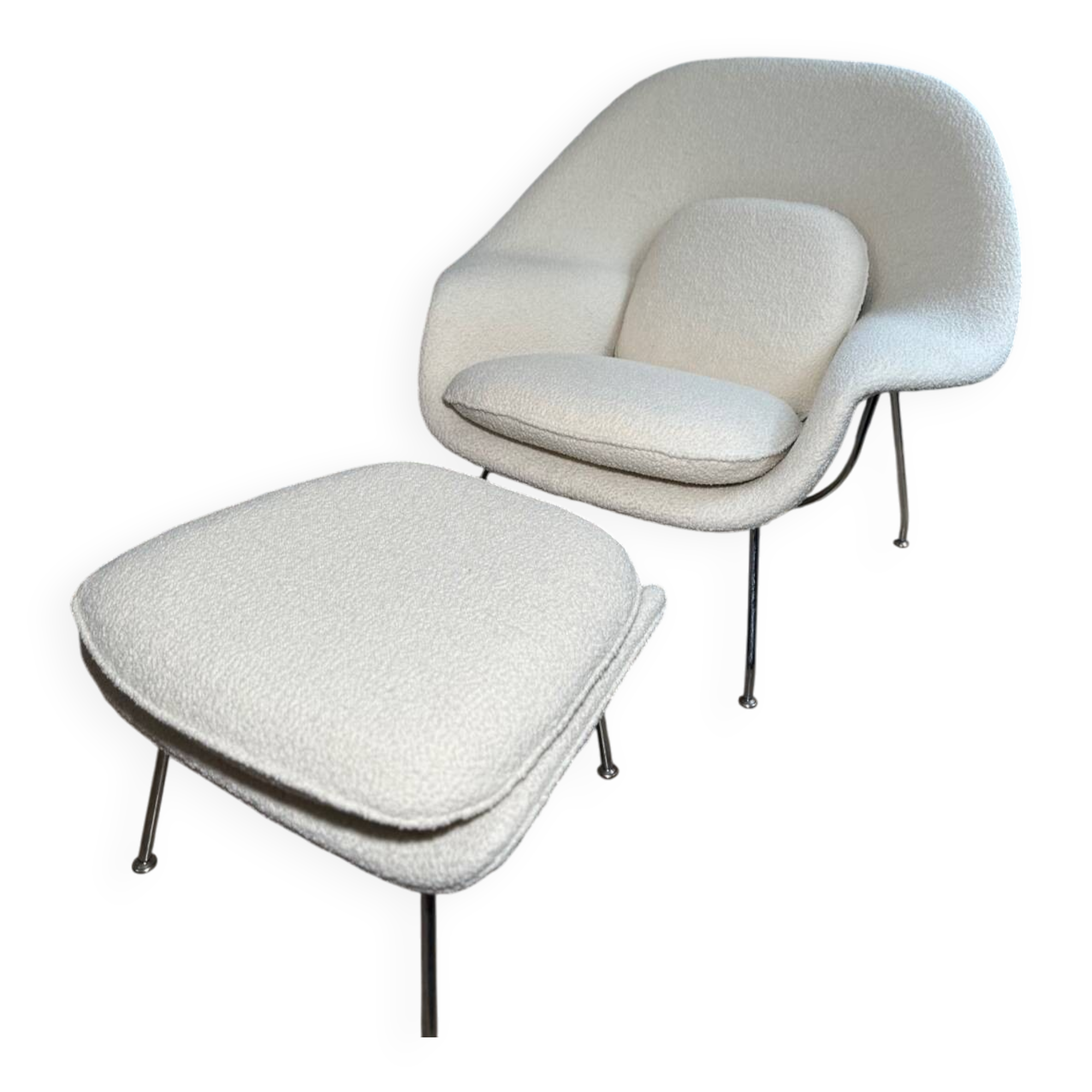 Womb Chair and Ottoman Eero Saarinen for Knoll