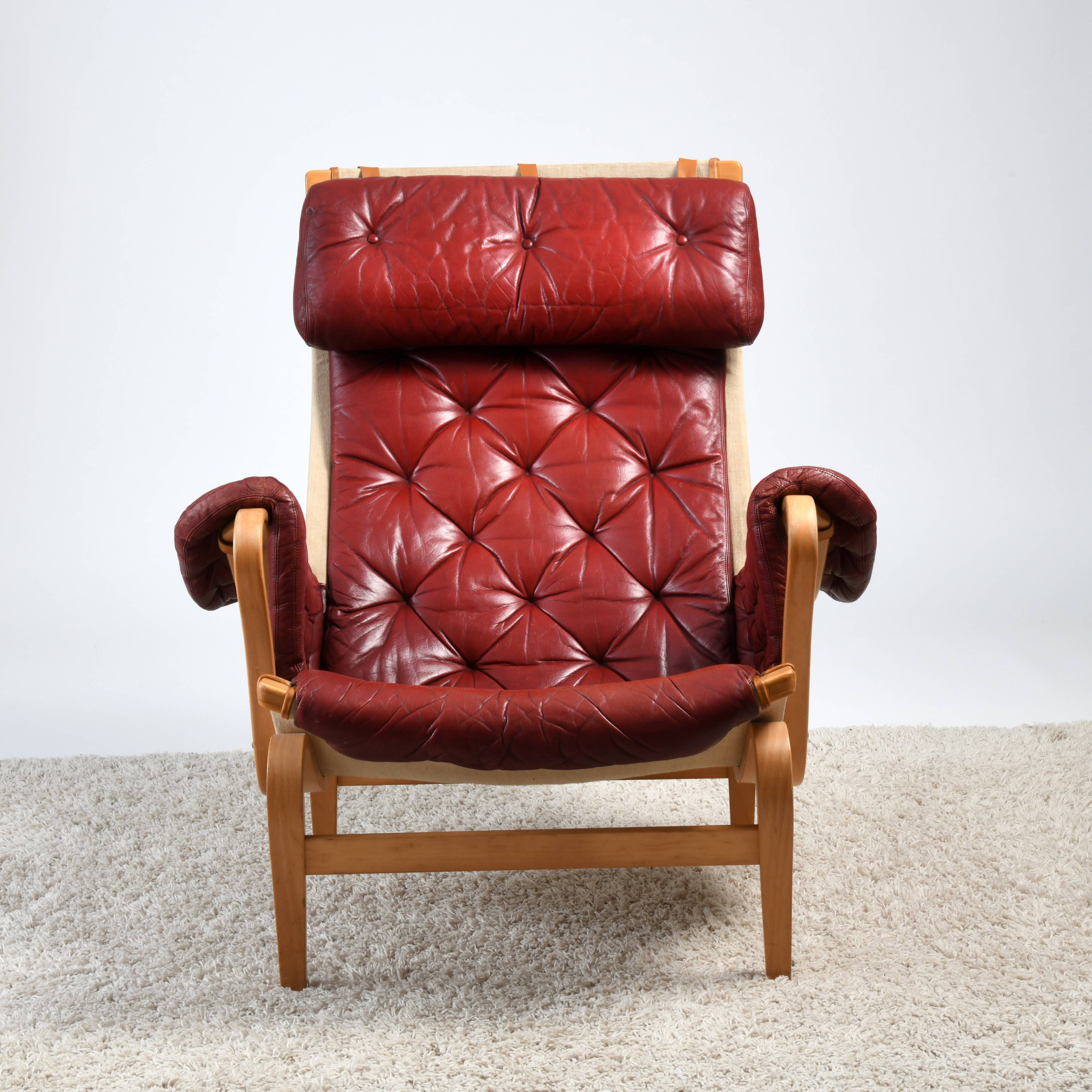 Pernilla 69 armchair by Bruno Mathsson