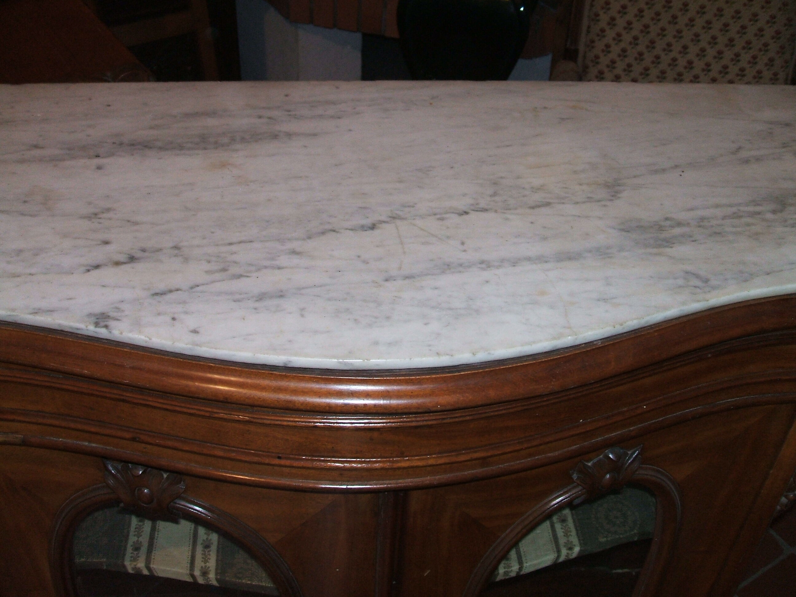 Napoleon III support height cabinet