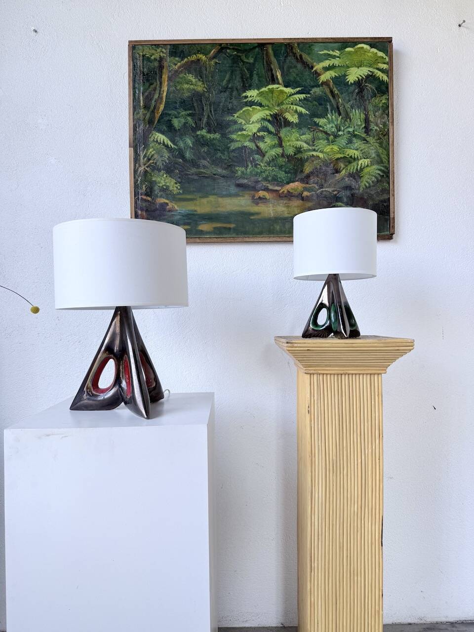 Paire de lampes céramiques forme libre triangle