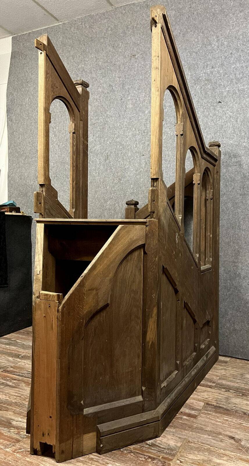 Gothic style church pulpit staircase in solid oak, 19th century