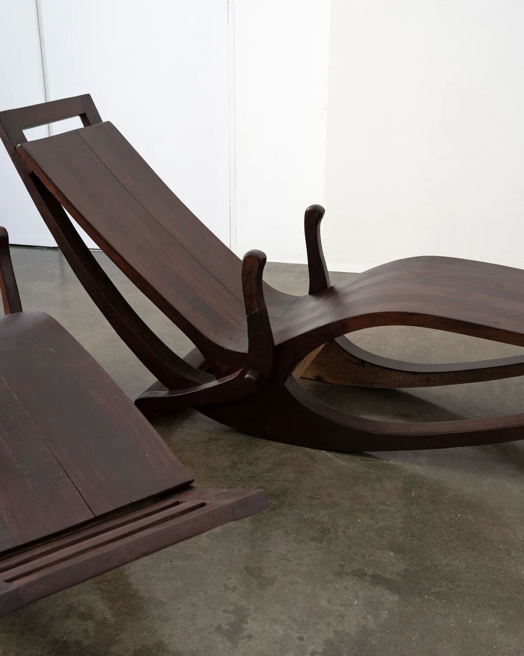 Modernist garden loungers