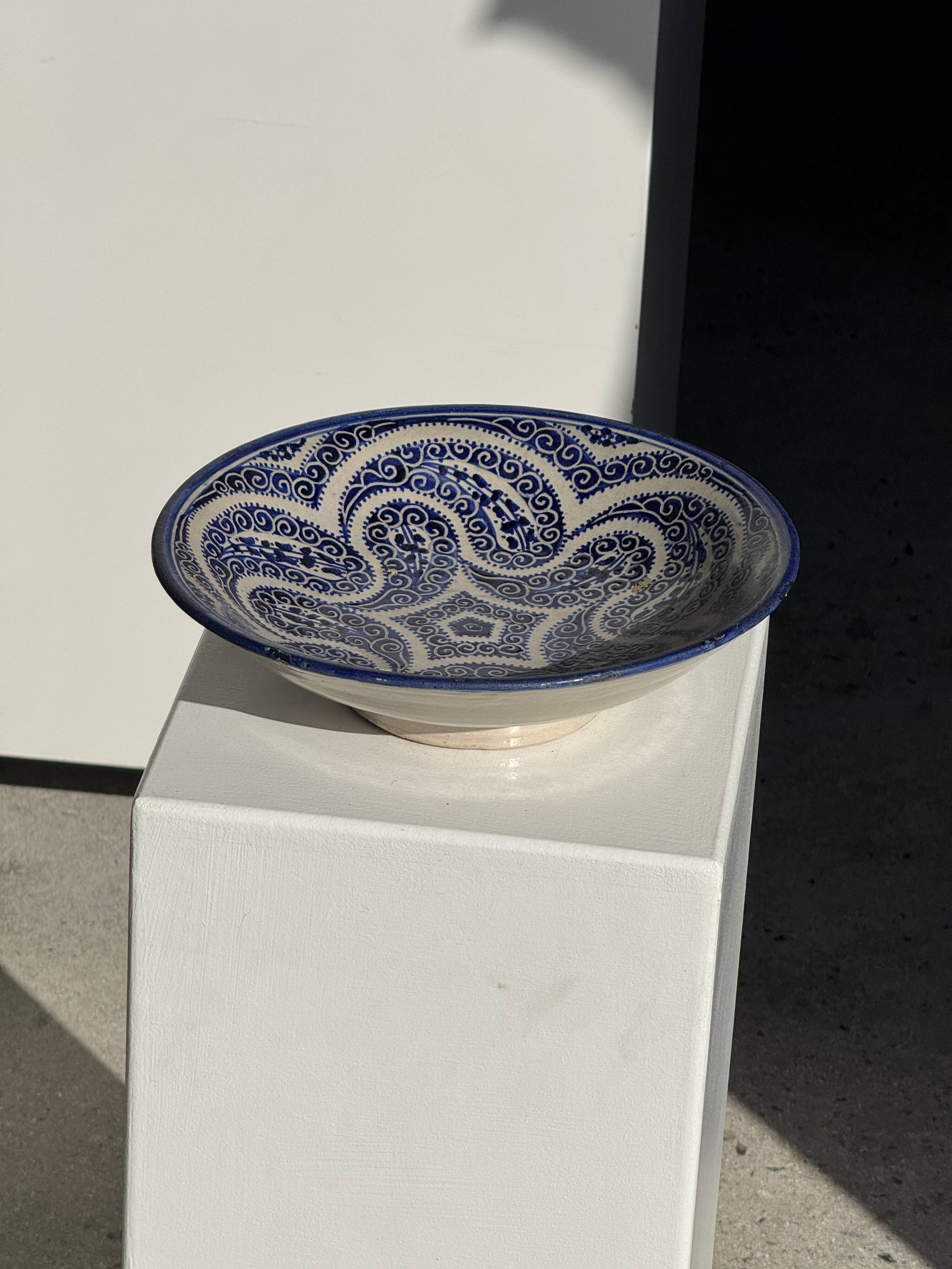 Coupe marocaine en céramique bleu de Fès D28