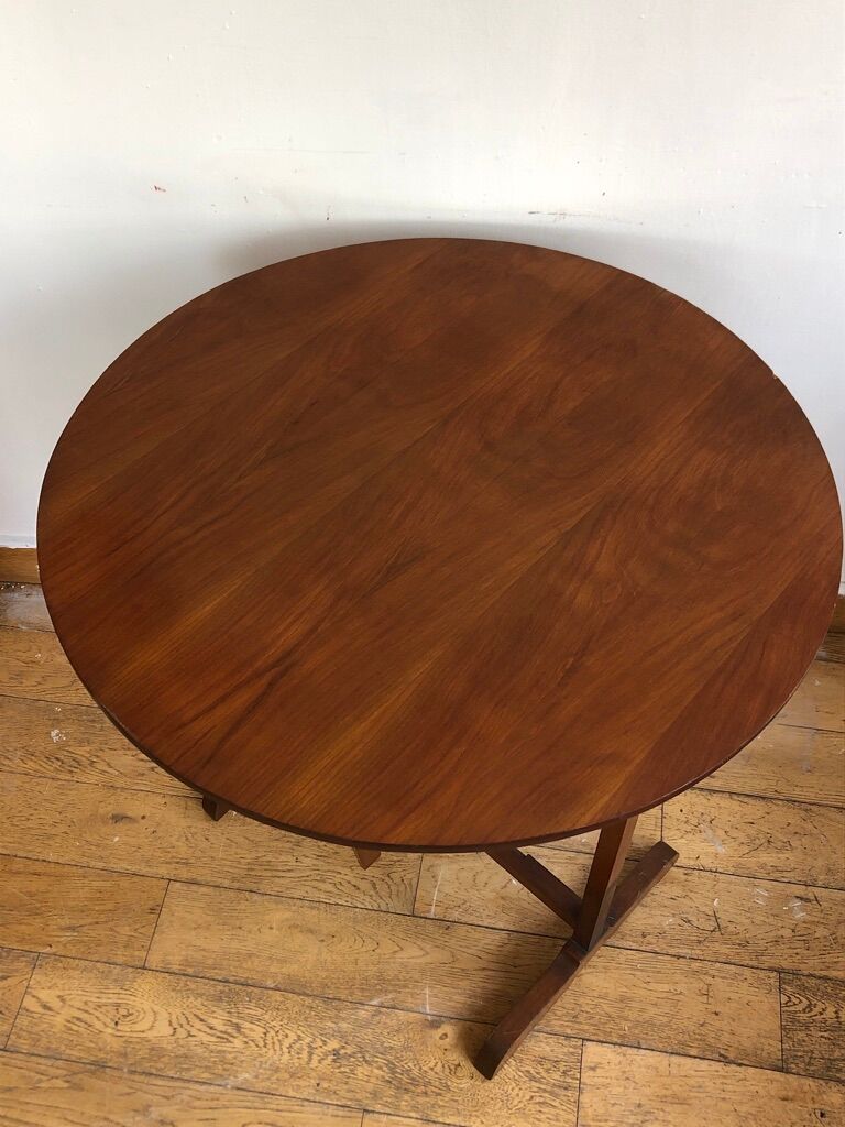 A folding table in cherry tree called a winemaker