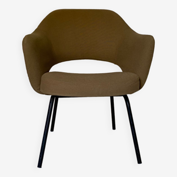 Conference chair by Eero Saarinen Knoll edition 1950