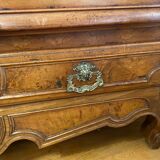 Wedding wardrobe of the Bressan country in walnut and walnut magnifying glass dated 1850