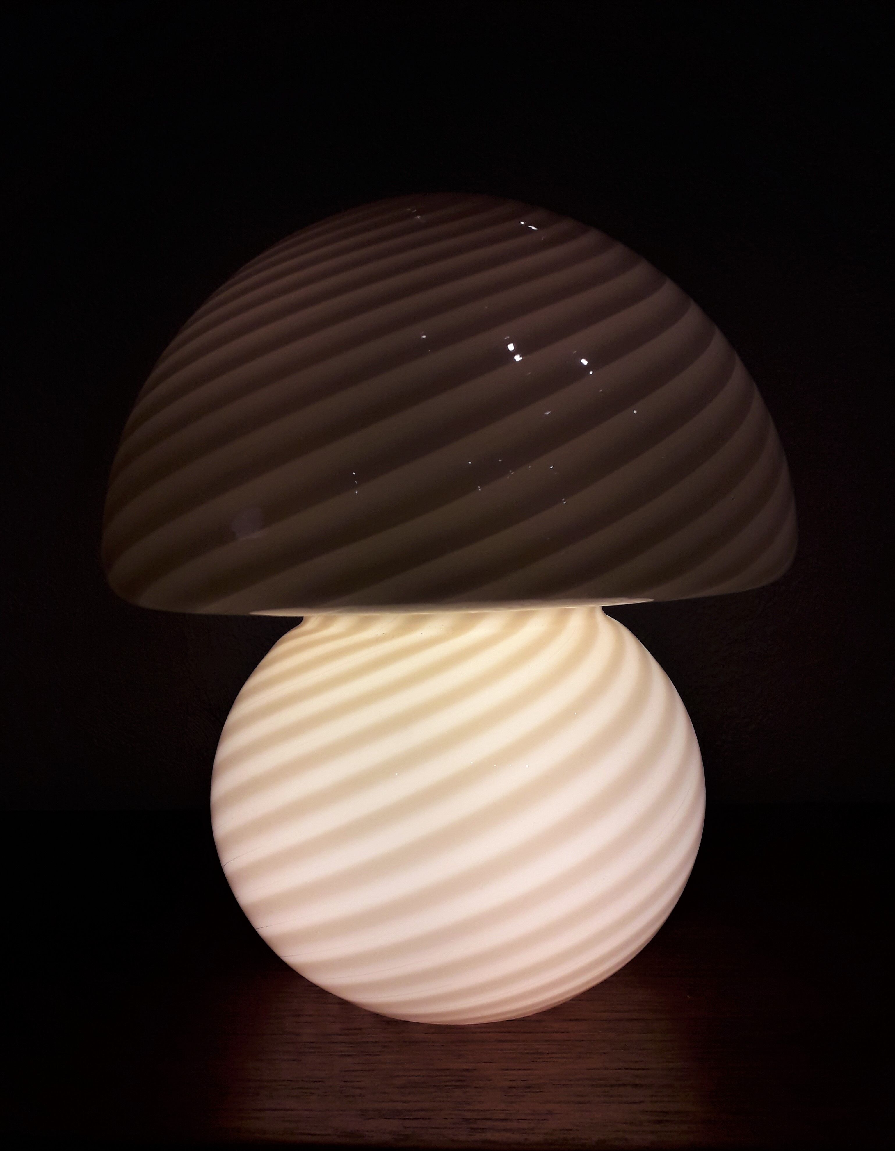 Murano mushroom lamp