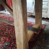 Farm table