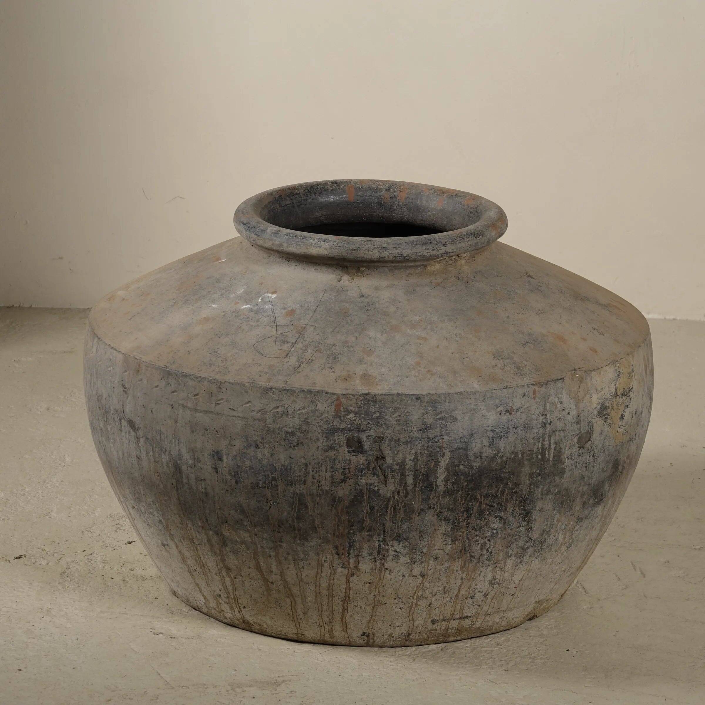 Jasdan - Indian Terracotta Jar No. 1
