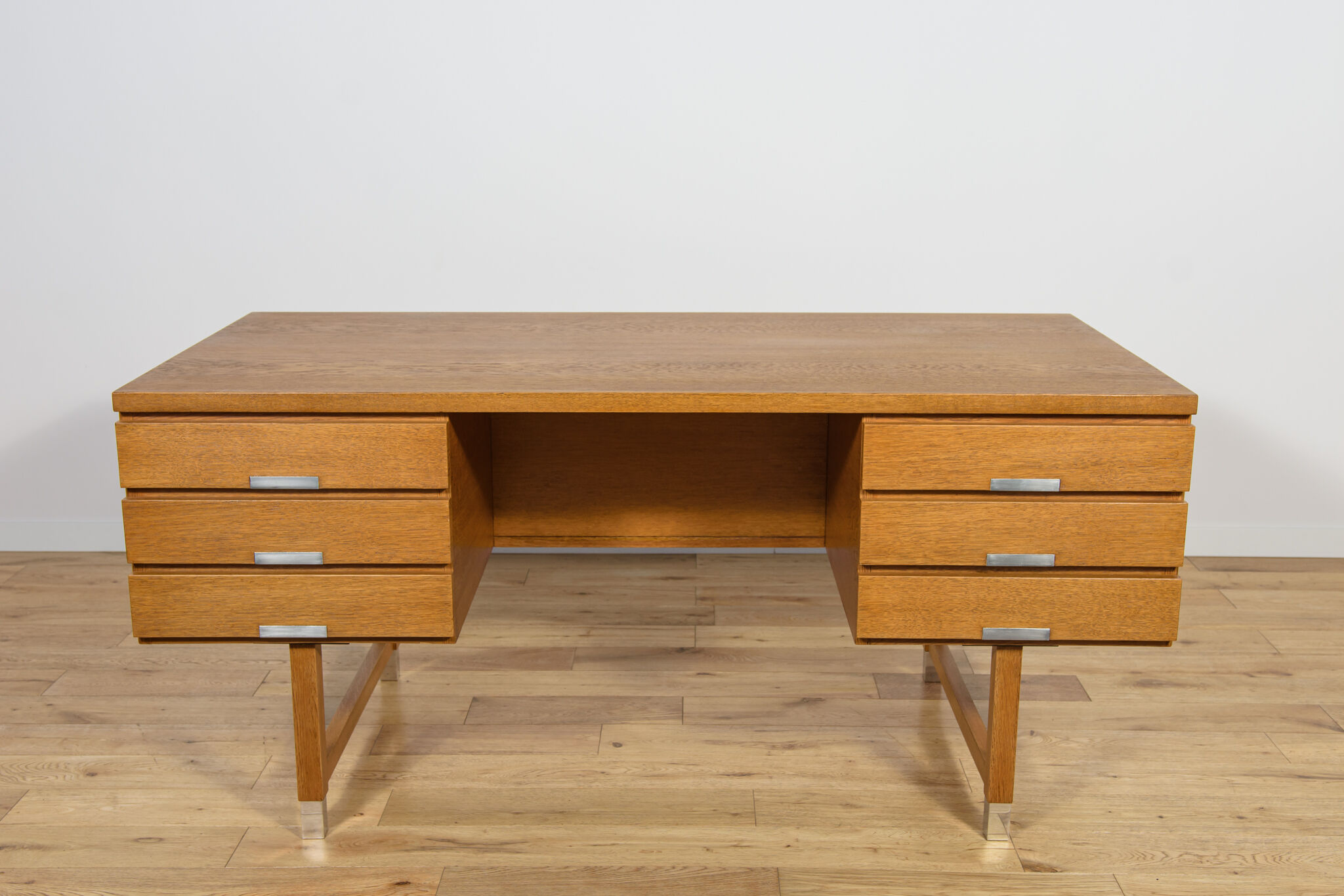 Mid-century modern oak desk from Eigil Petersens Møbelfabrik, Denmark, 1970s