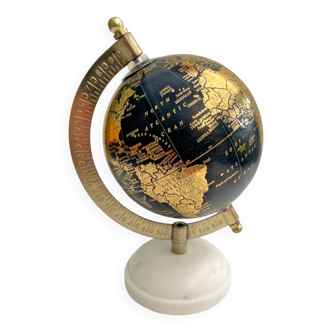 Decorative black & gold globe – stone base – height 18 cm
