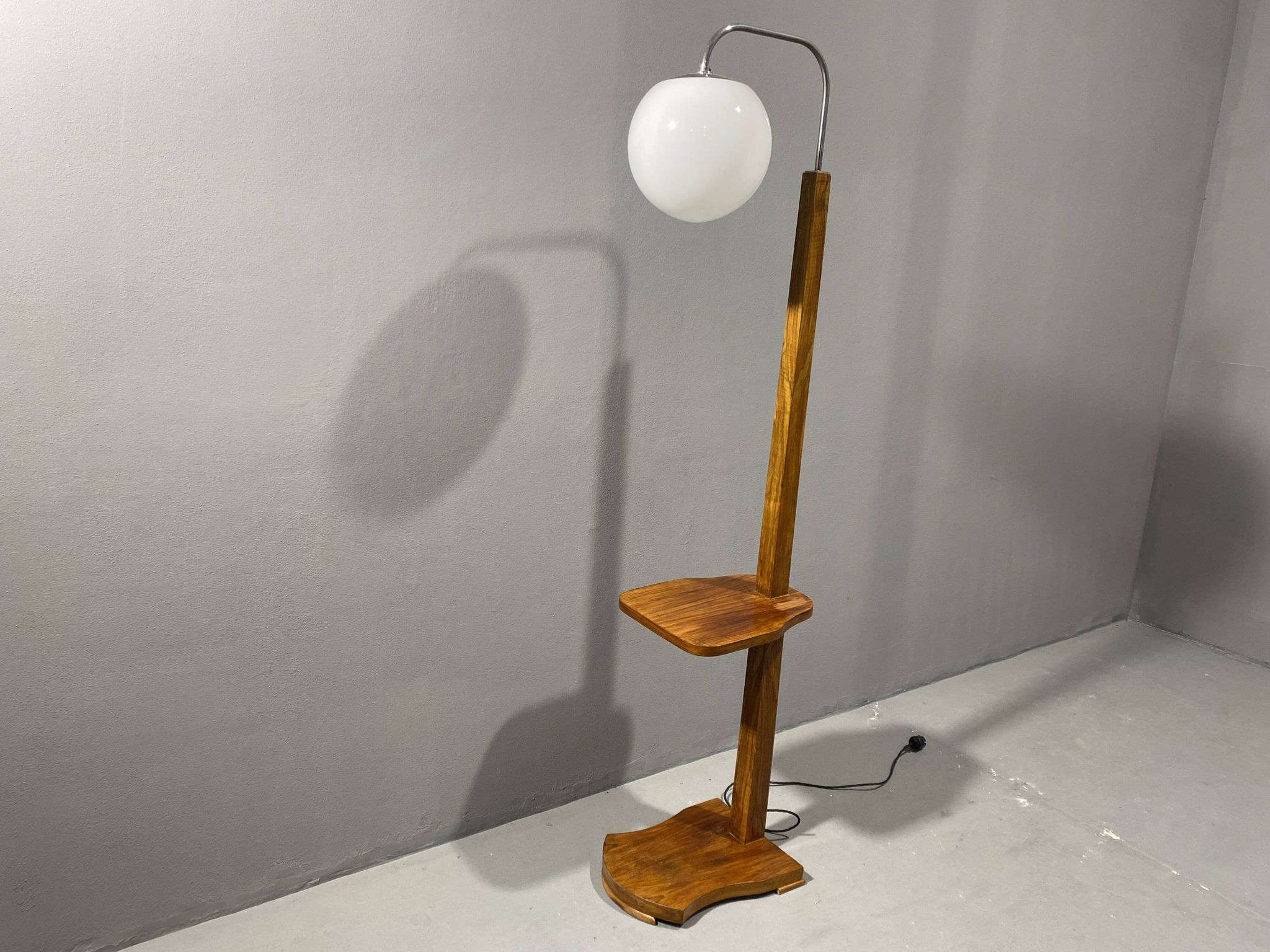 Lampe de sol art déco, années 1930, Tchécoslovaquie