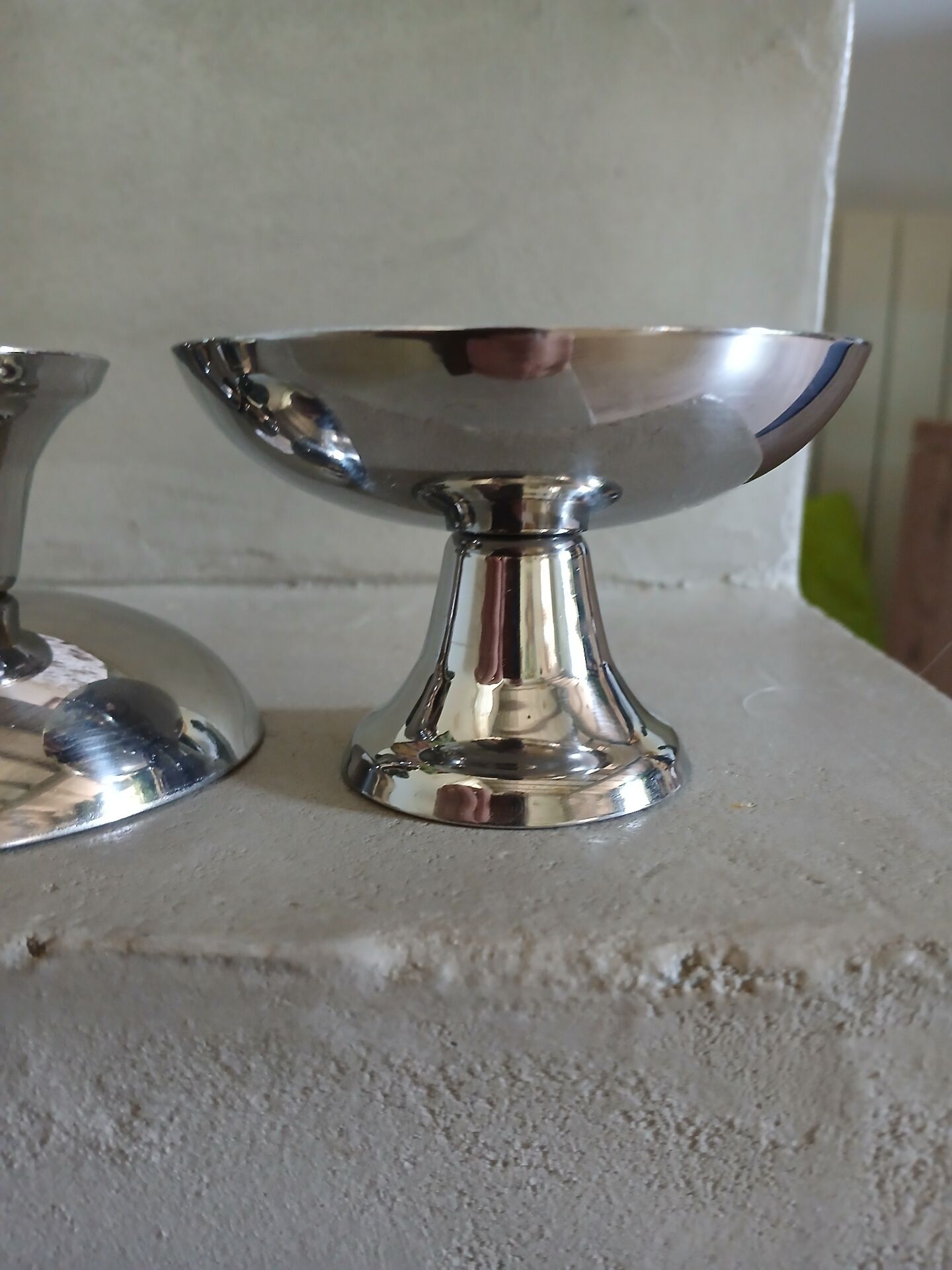 5 coupes à glace anciennes en inox