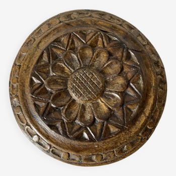 Breton trivet in carved wood