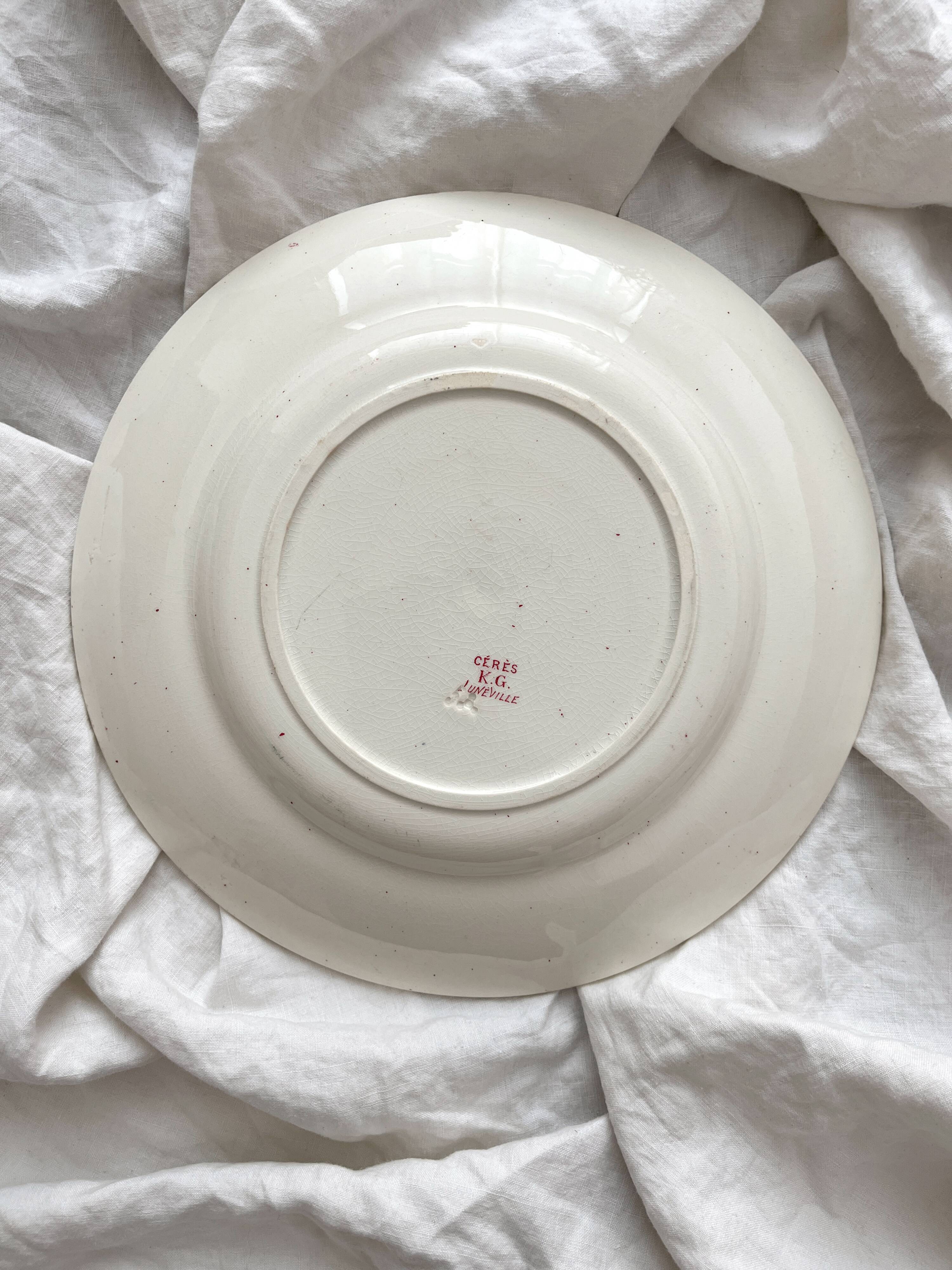 Round ironstone dish "Cérès" KG Lunéville