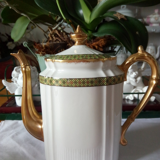 Cafetière et pot à lait vert et or style Empire