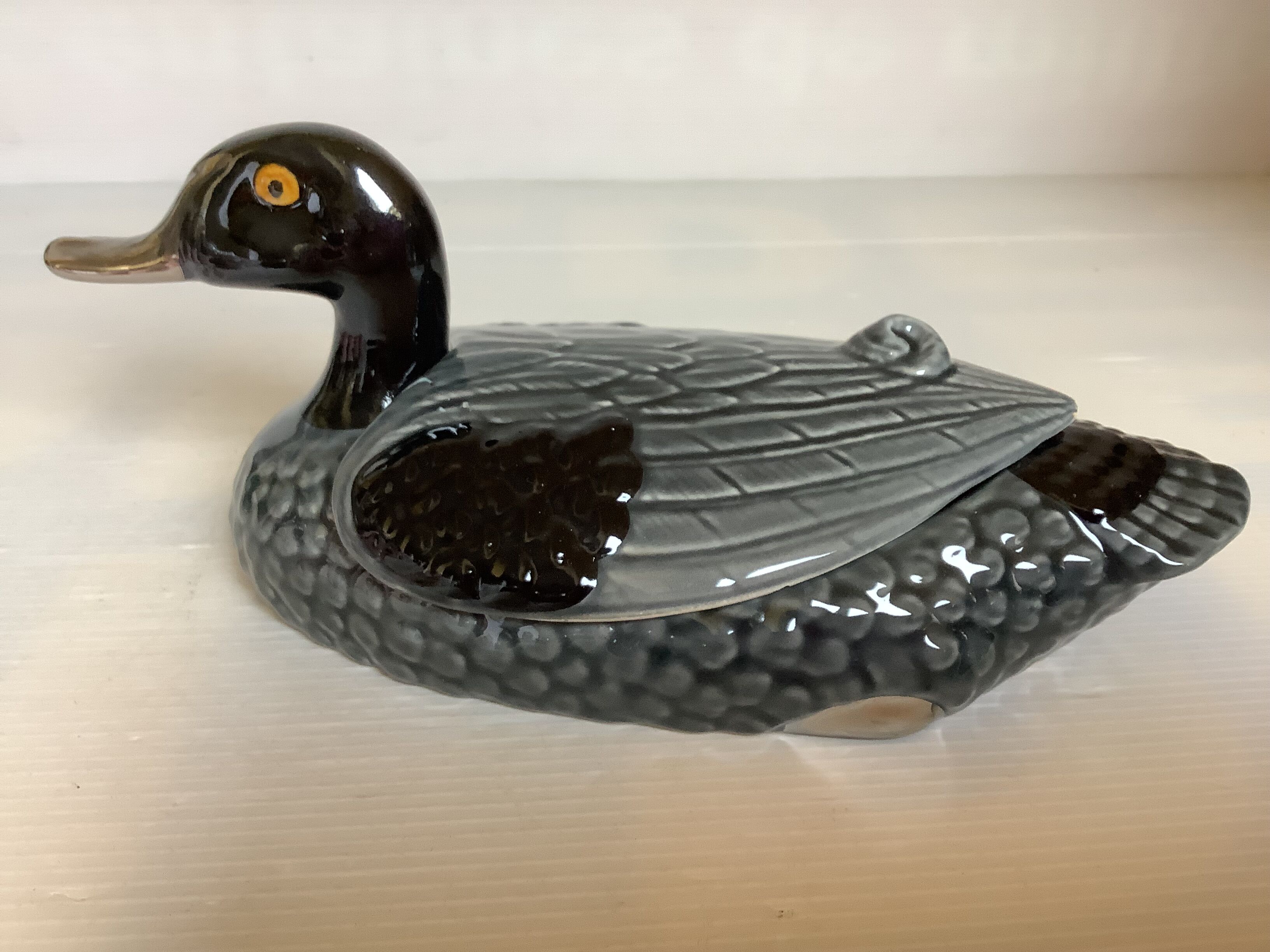 Ceramic duck catchall