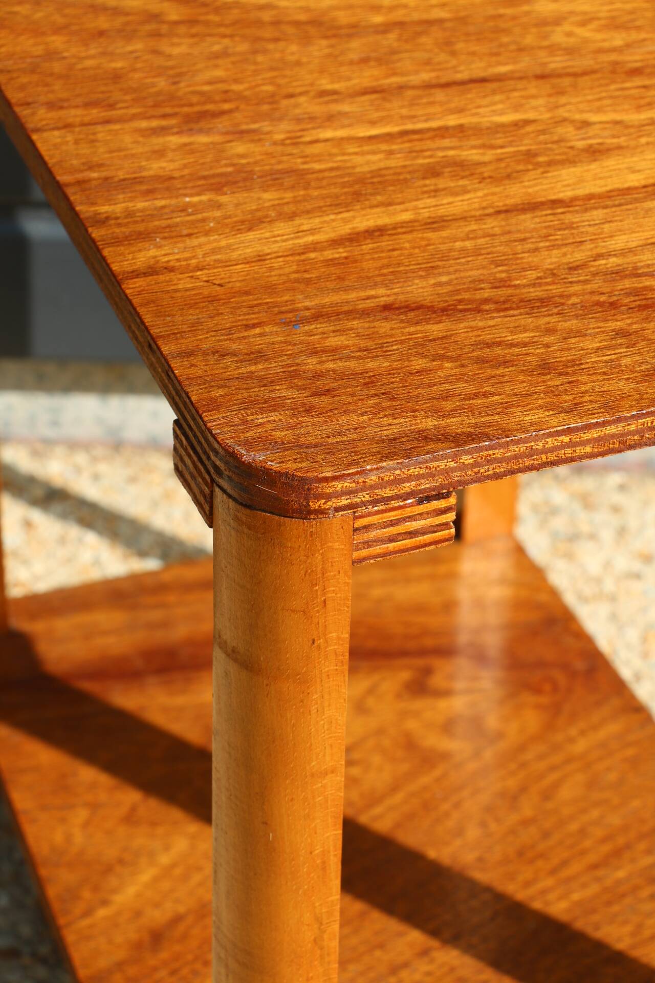 Bolster with 2 plywood shelves