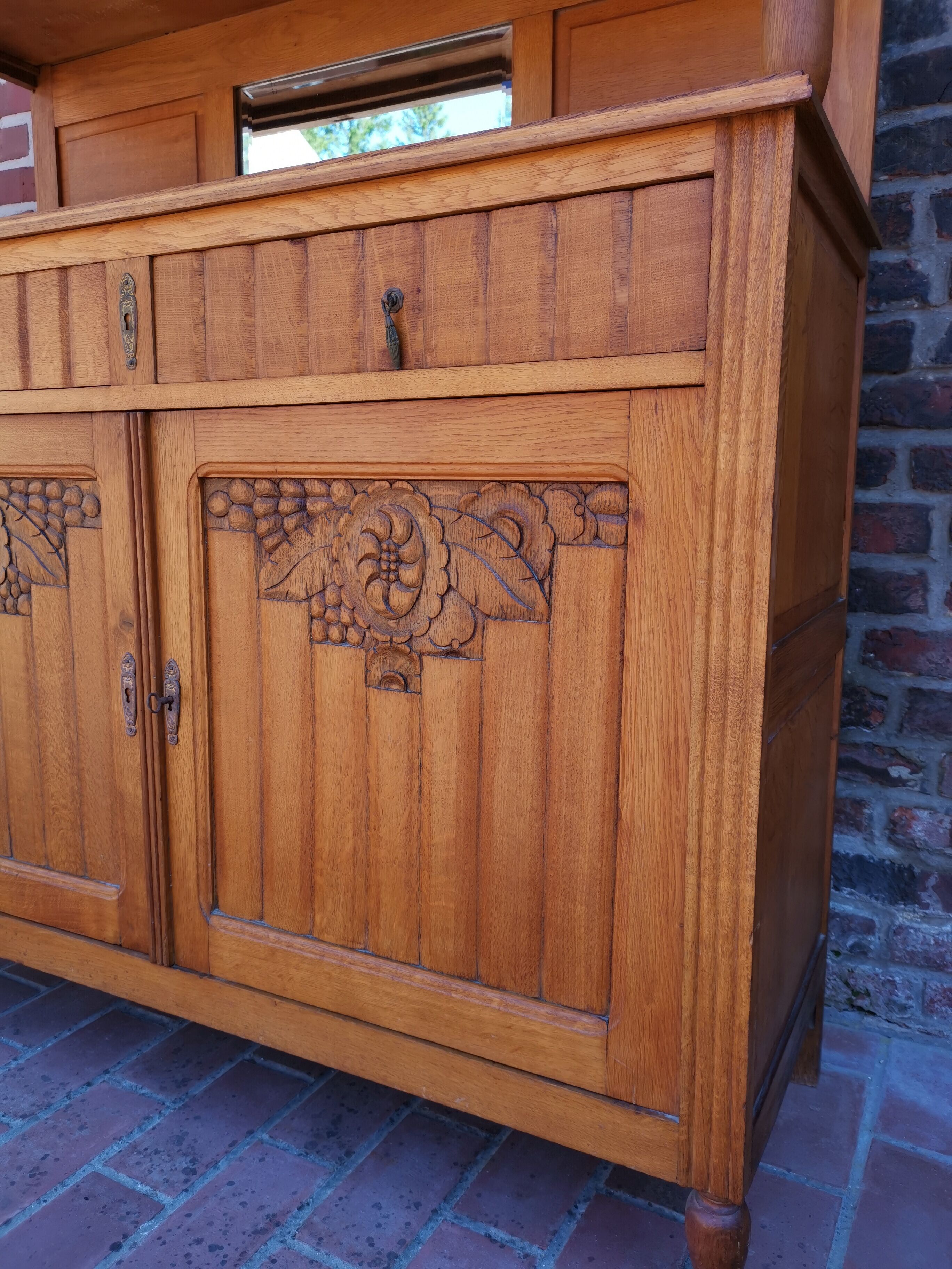 Buffet 2 body floral pattern 1929