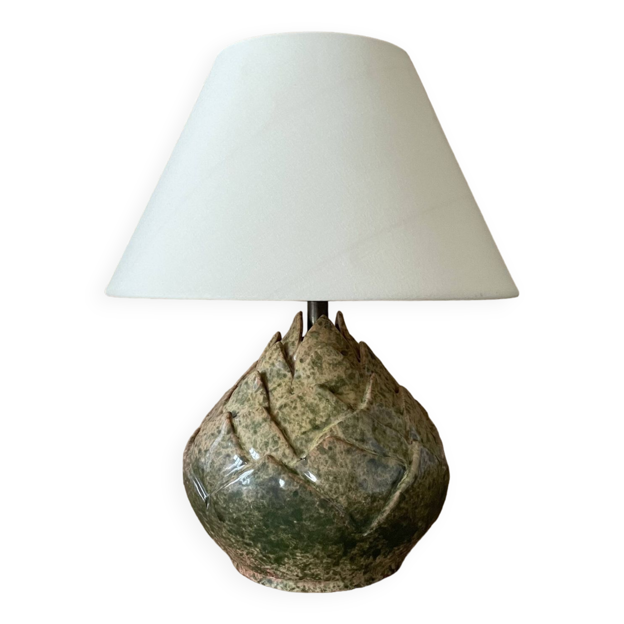 Ceramic table lamp