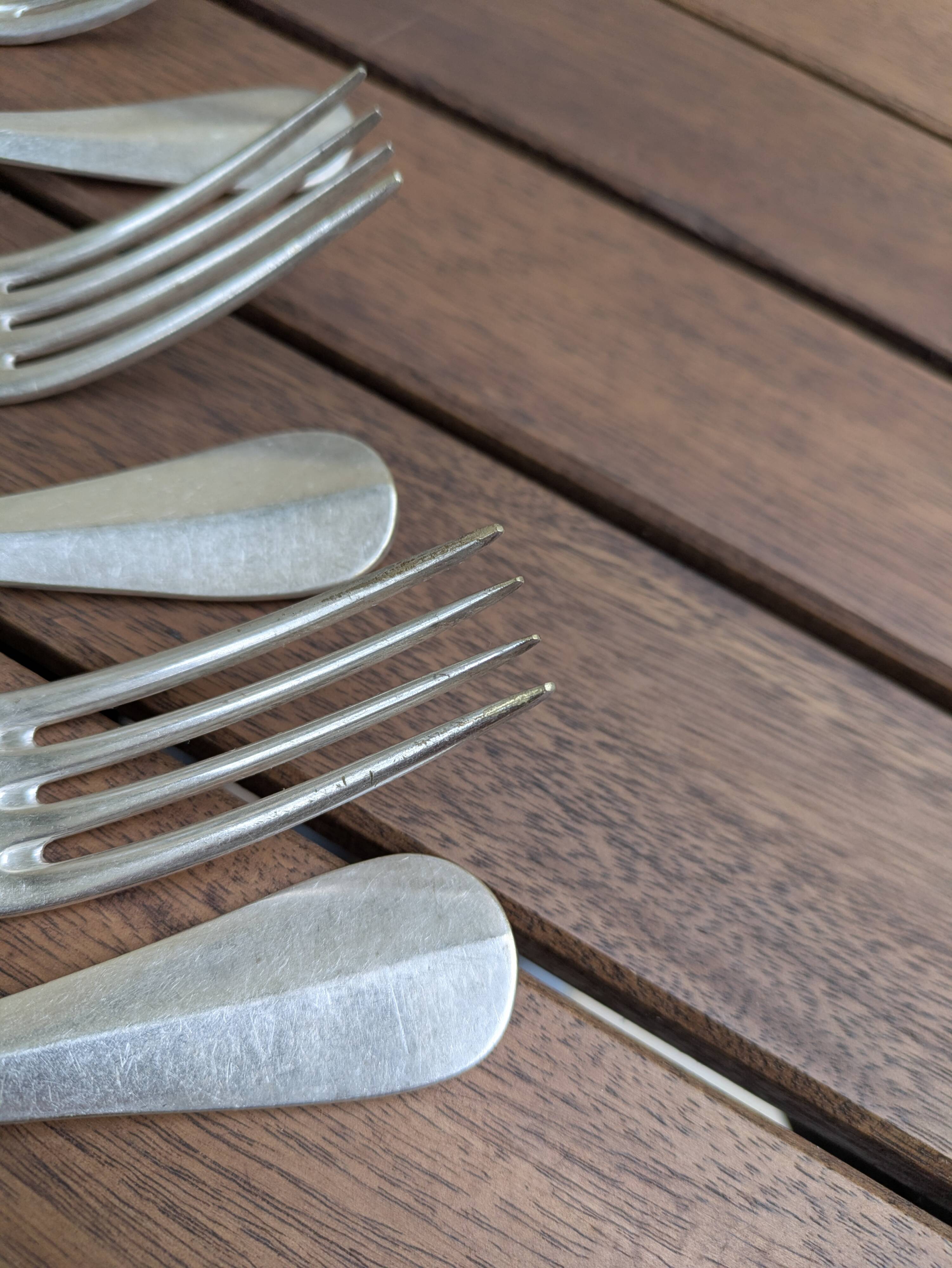 Set of 6 silver plated metal forks and spoons 20g with medallion f