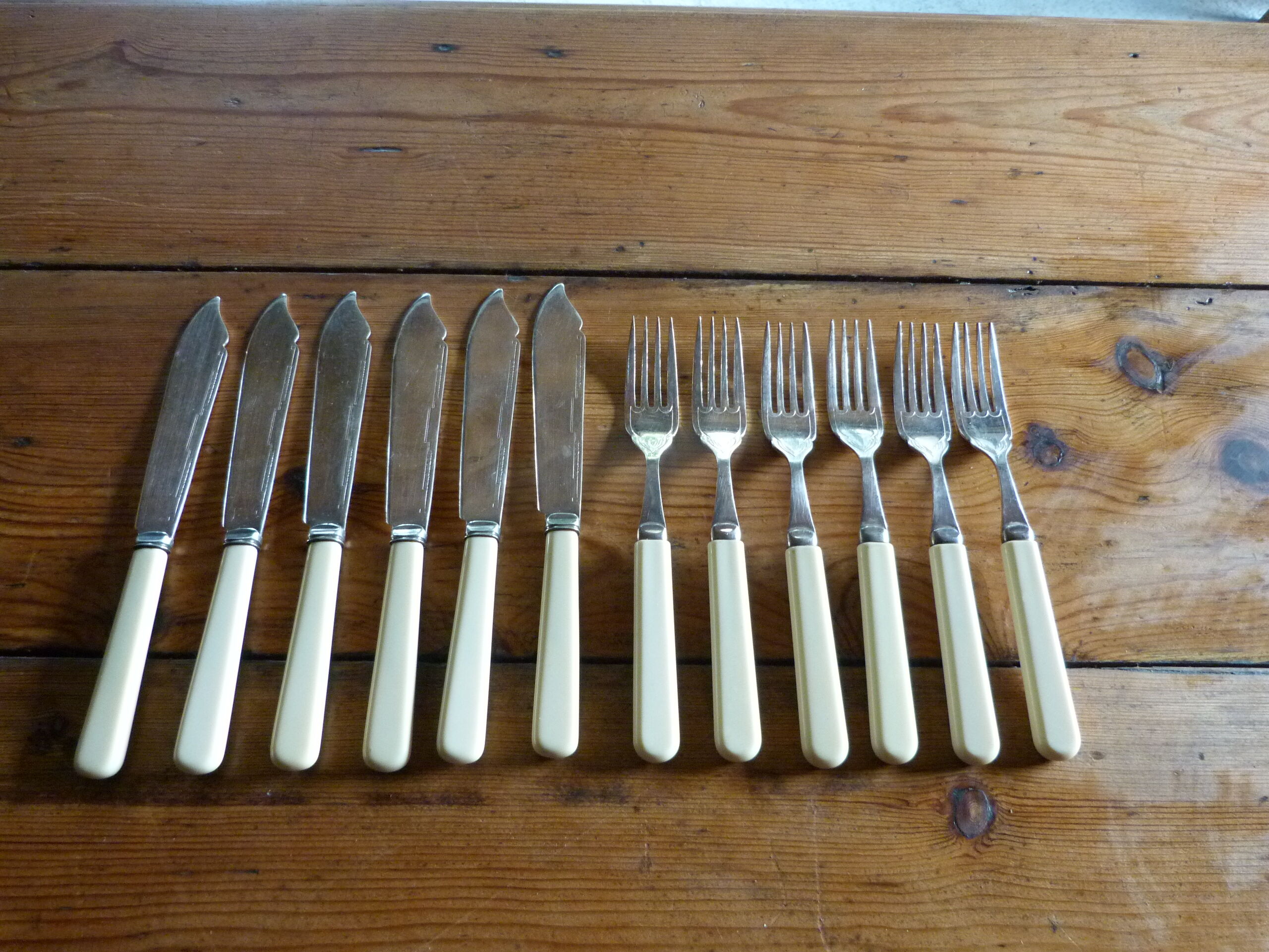 Bakelite fish cutlery silver metal old 1920/1930 6 forks and 6 knives