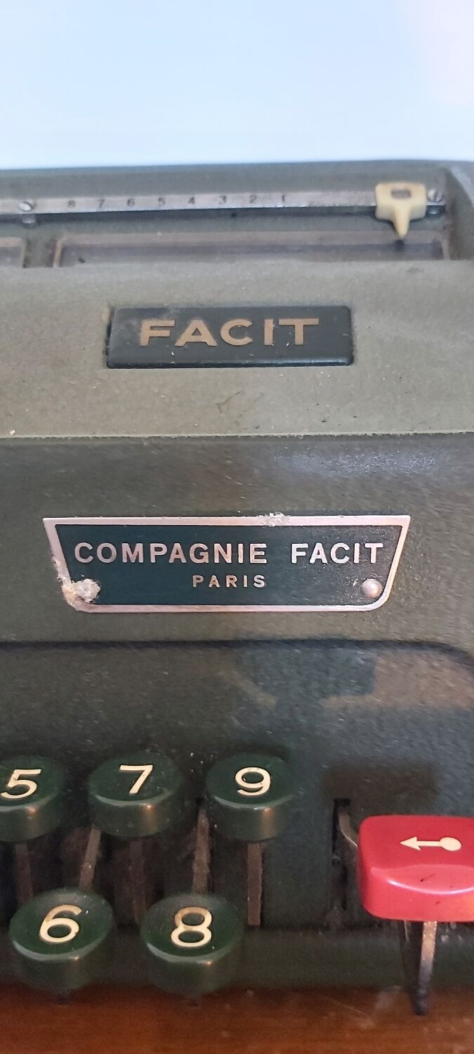 FACIT Vintage Calculator