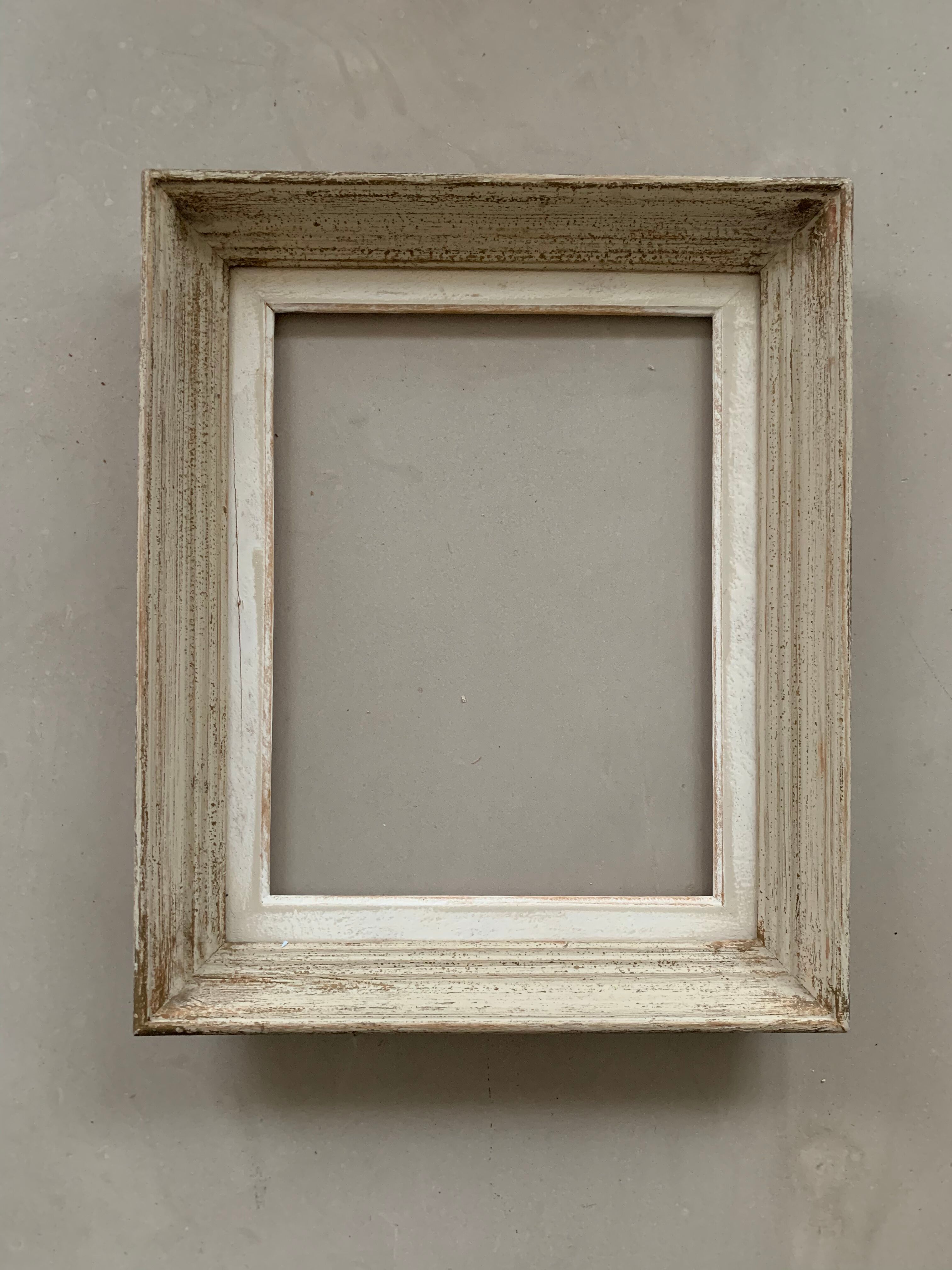 Old frame patinated 46x38 cm