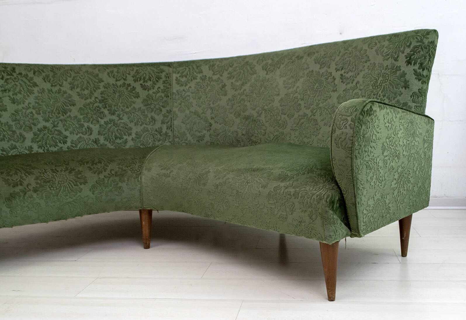 Mid-Century Modern Italian Damask Velvet Corner Sofa, 1950s