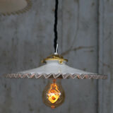 Suspension with lace opaline lampshade