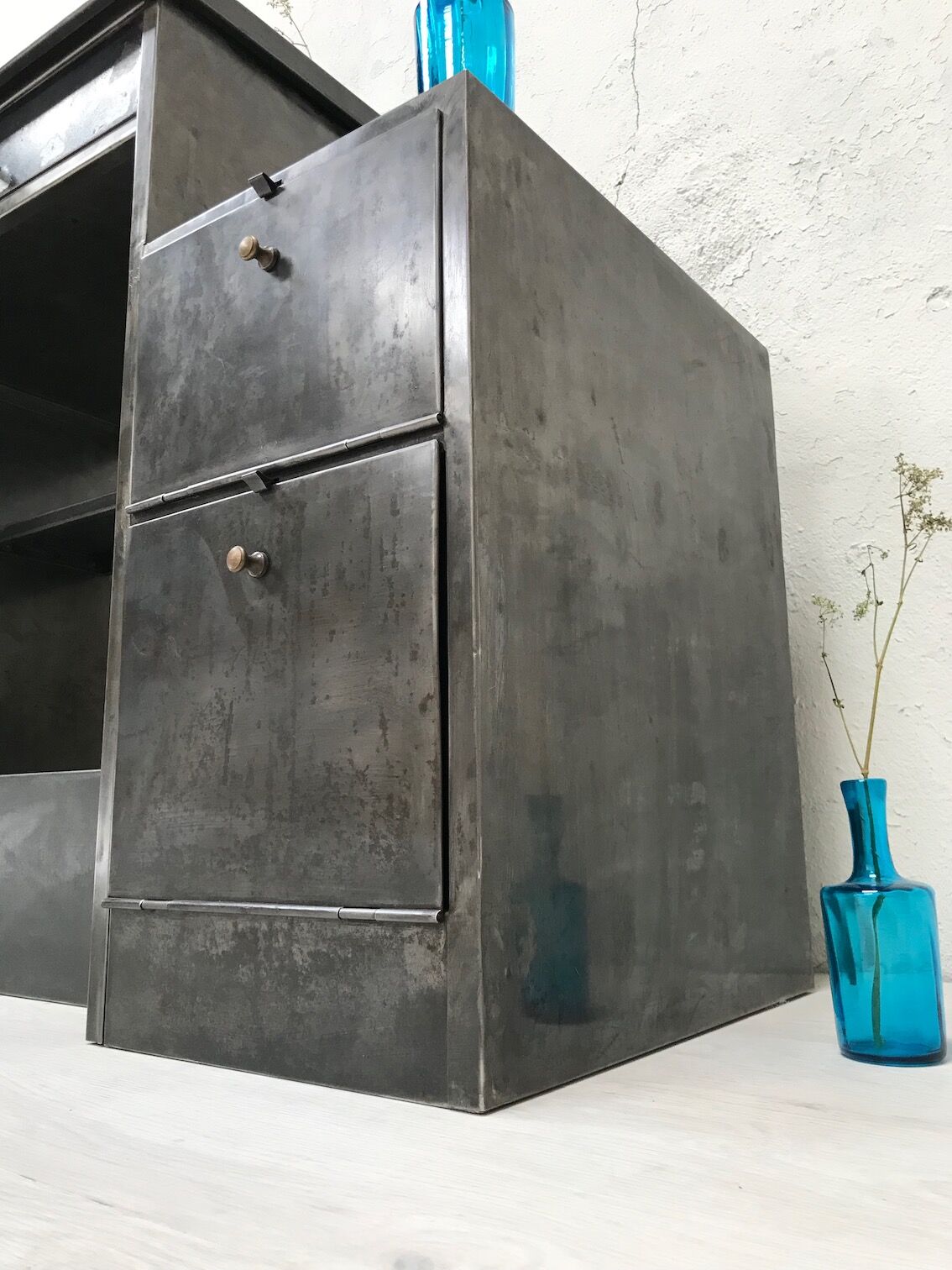 Industrial office Roneo in raw metal