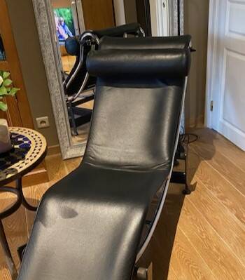 Le Corbusier LC4 CASSINA lounge chair