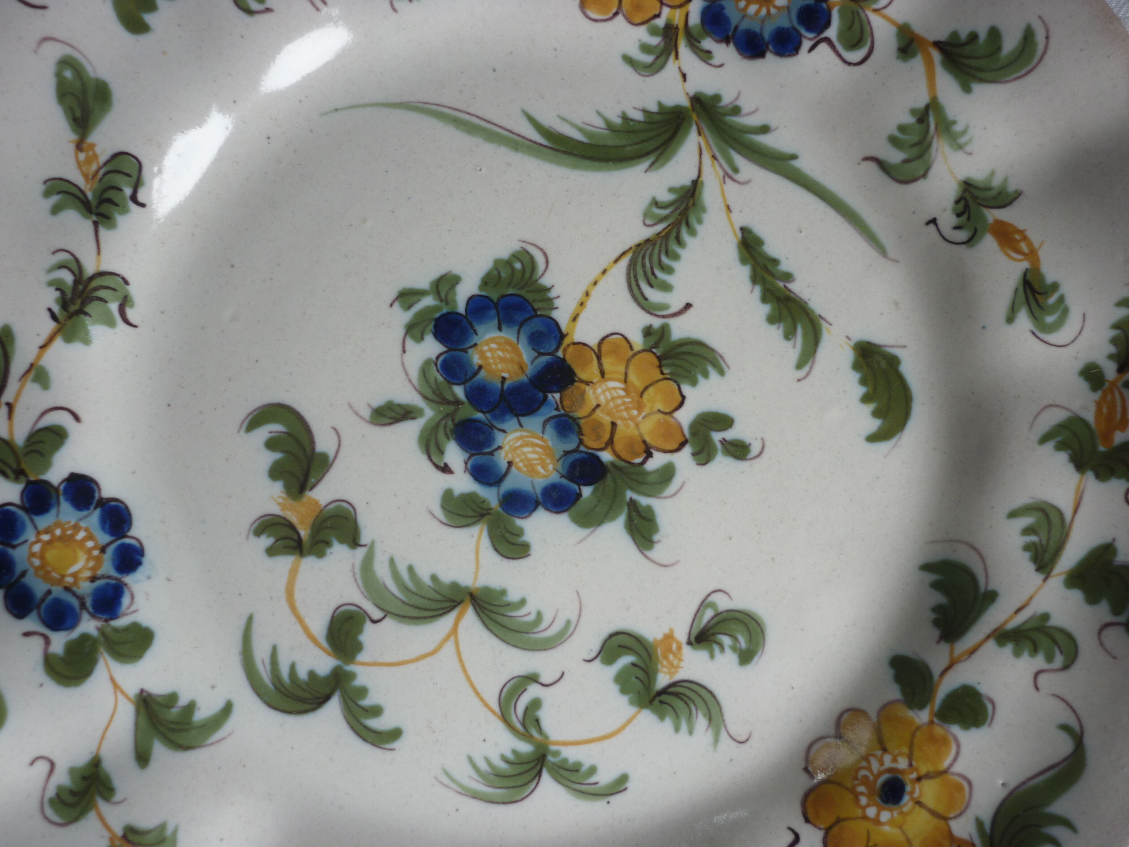 Italian decor floral faience plate