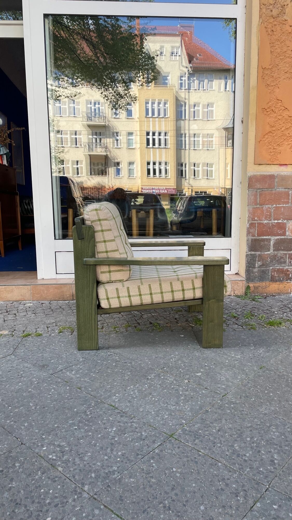 Danish armchair 70