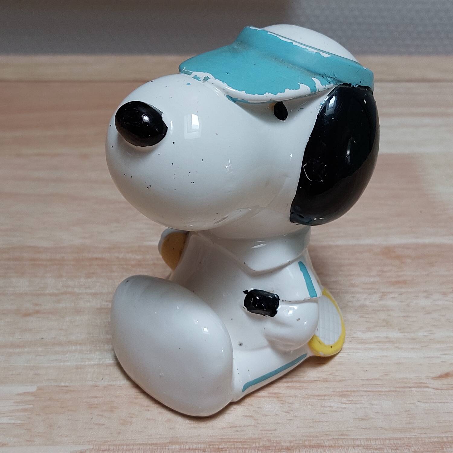 Snoopy piggy bank