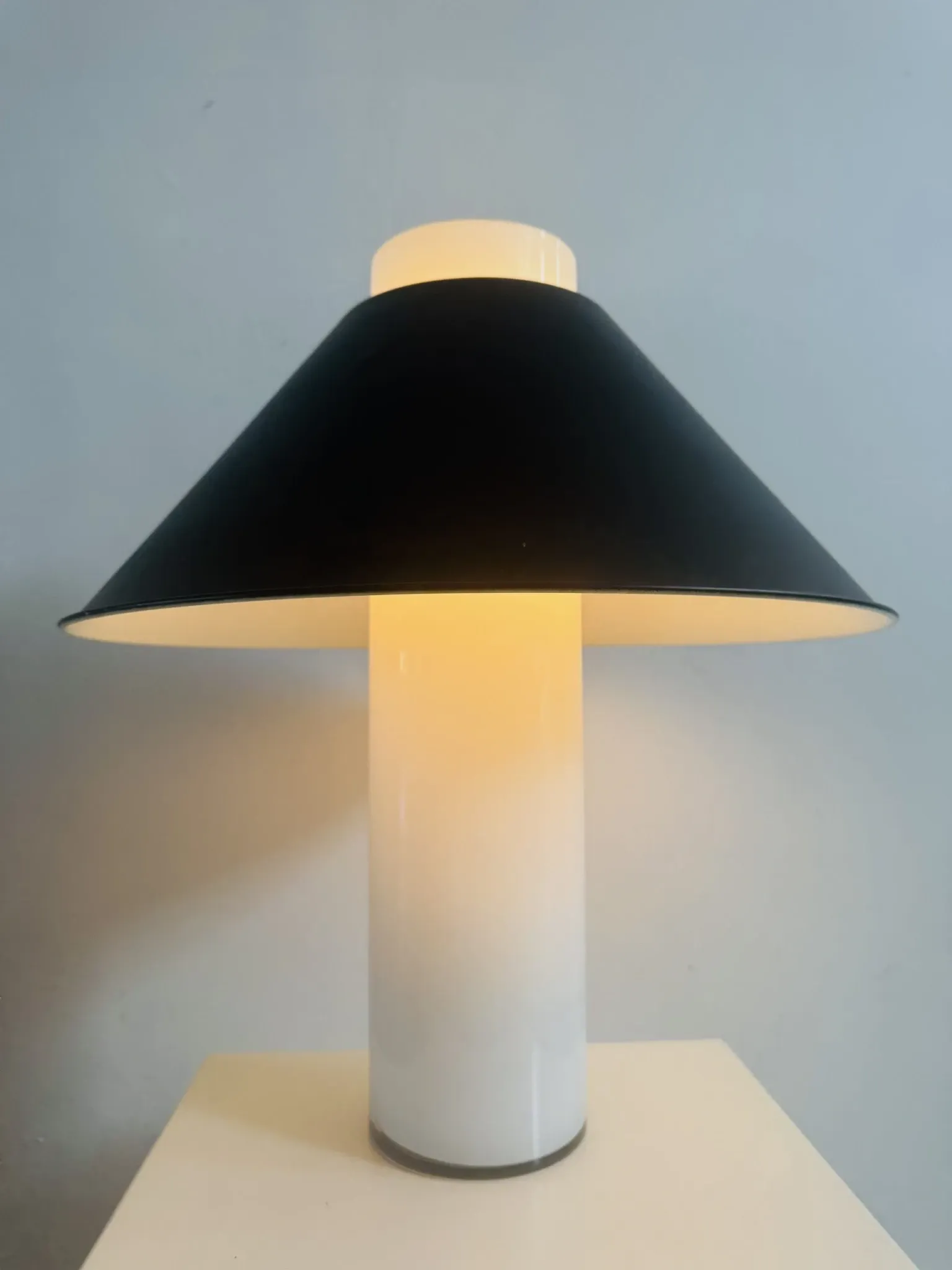 Lampe de table A-858 par Glashütte Limburg, Allemagne, années 1960.